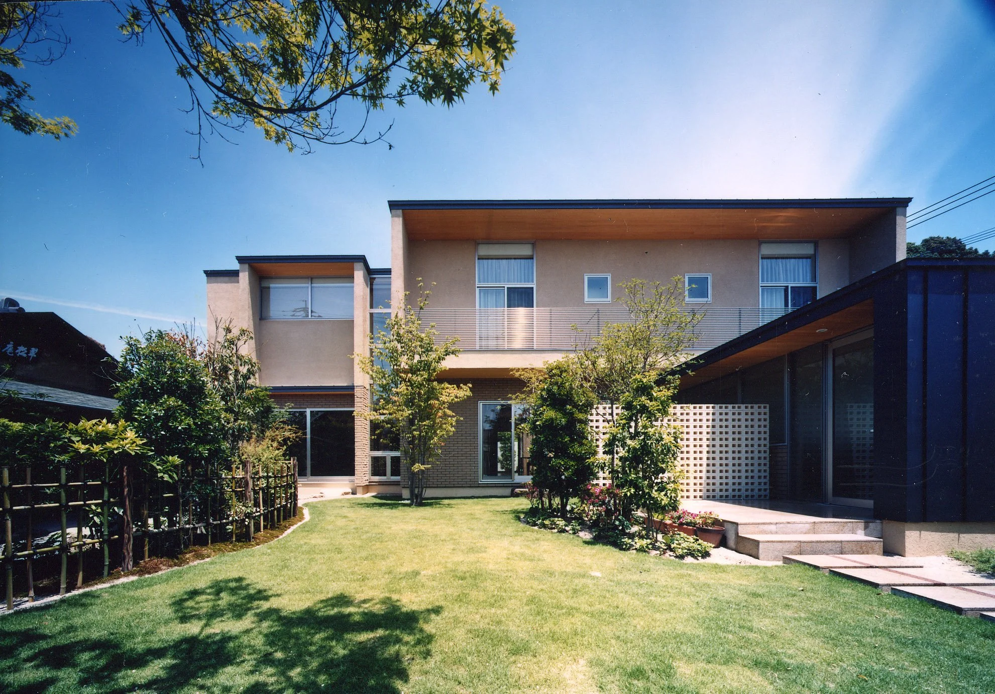 伊川の家 外観.jpg