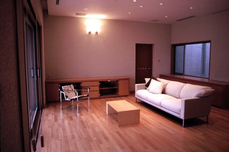 SQUARE COURT 居間1.jpg
