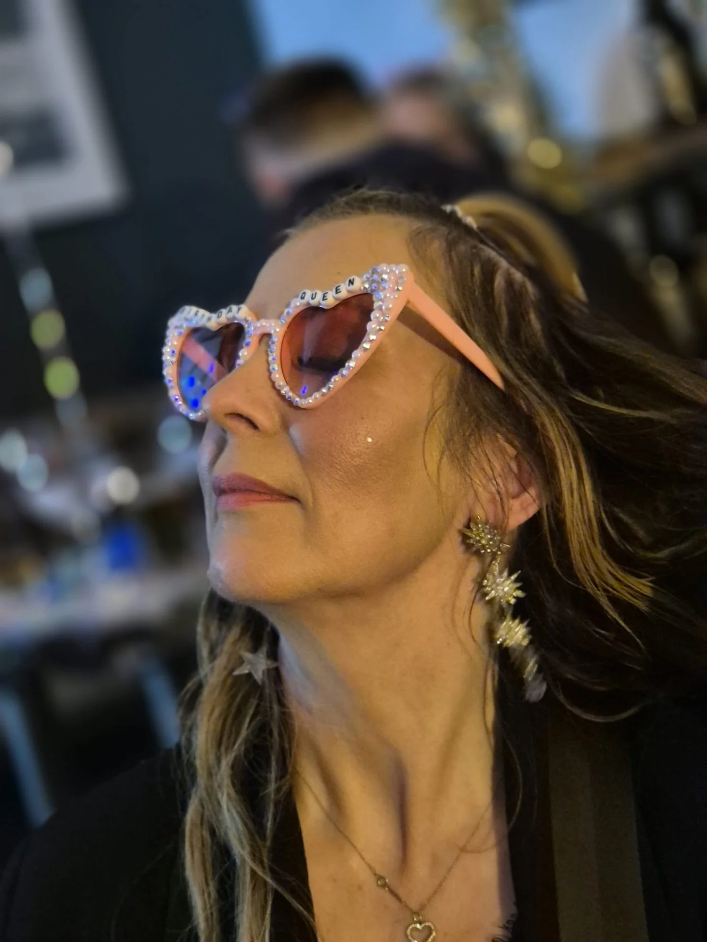 2️⃣0️⃣2️⃣5️⃣ lessons that I&rsquo;m carrying forward:

🥂 SOME PEOPLE ARE SENT FOR A CHAPTER.
It can be the read you can&rsquo;t put down but at some point, the chapter will be done and you move on&hellip; and that&rsquo;s ok, no drama. 

🥂 PAUSE BE