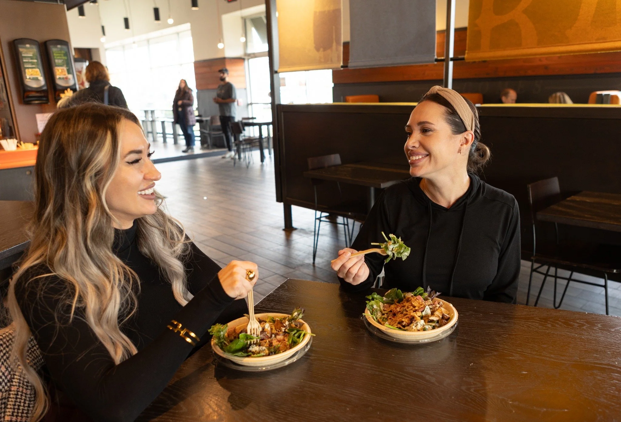 🎉 Share the love, earn the rewards!
Refer a friend to CoreLife Eatery and you&rsquo;ll both receive a $5.00 Reward to enjoy your favorites.

Tag someone who needs to try CoreLife!
✨ Offer ends 12/31.