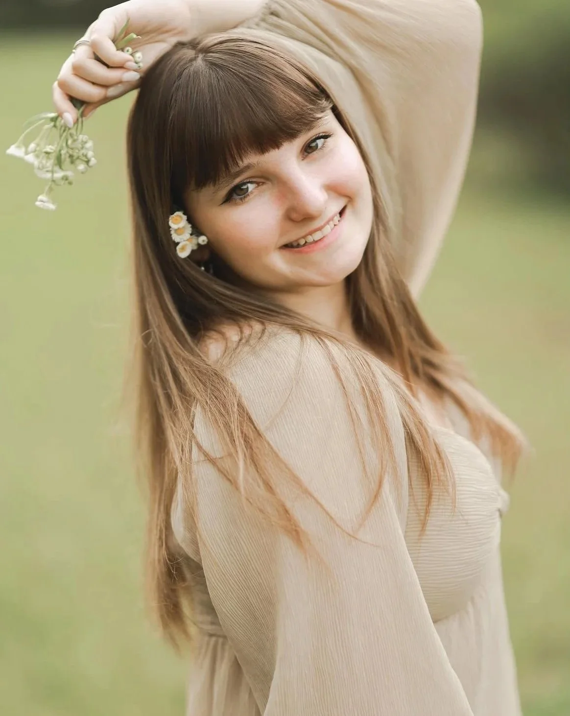 Brooklyn Henderson, Maid of Honor and Sister of the Bride