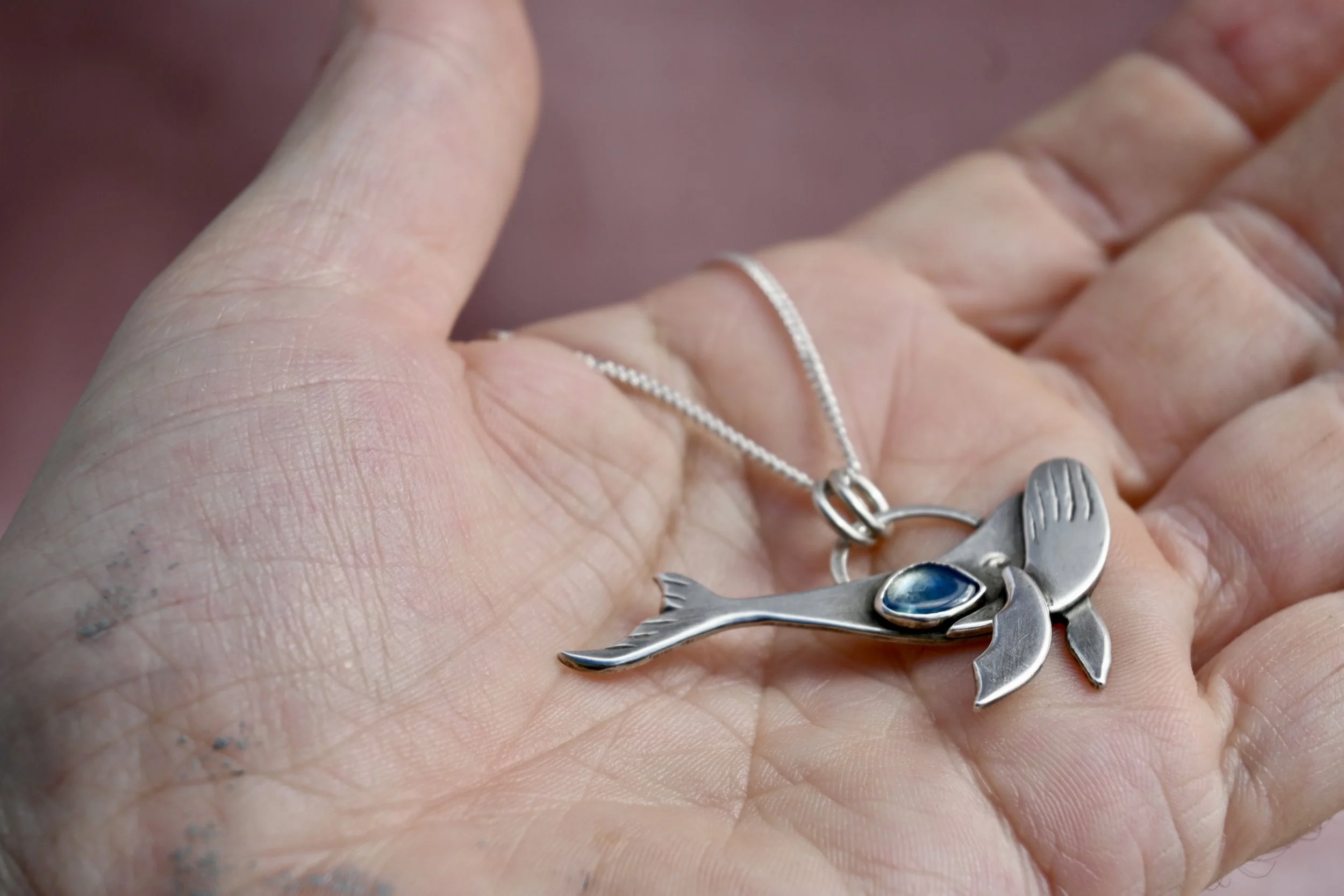 silver-whale-necklace (3).jpg