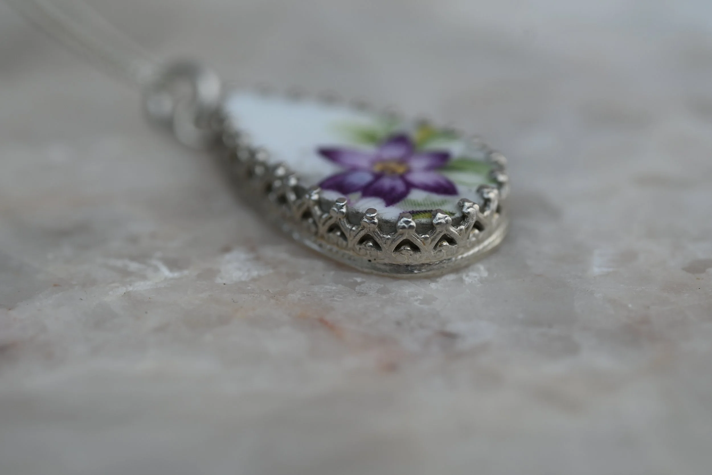 broken-china-necklace (10).jpg