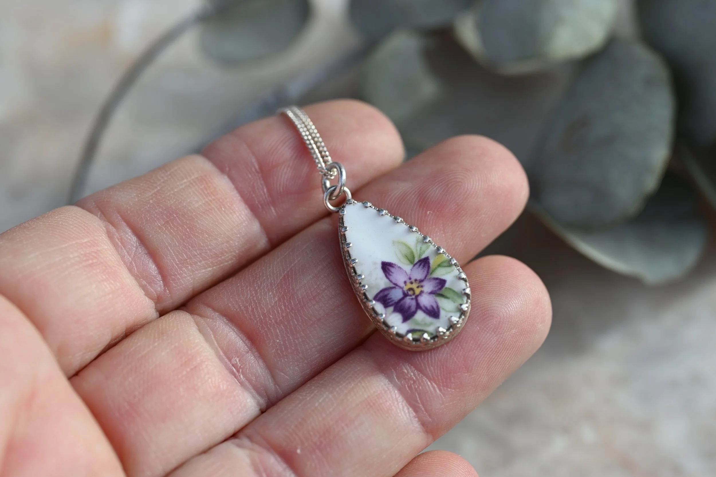 broken-china-necklace (15).jpg