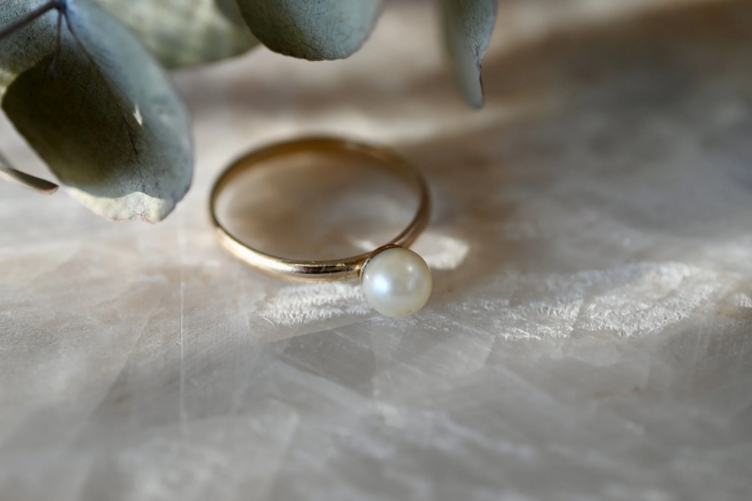 solid-gold-pearl-ring (6).jpg