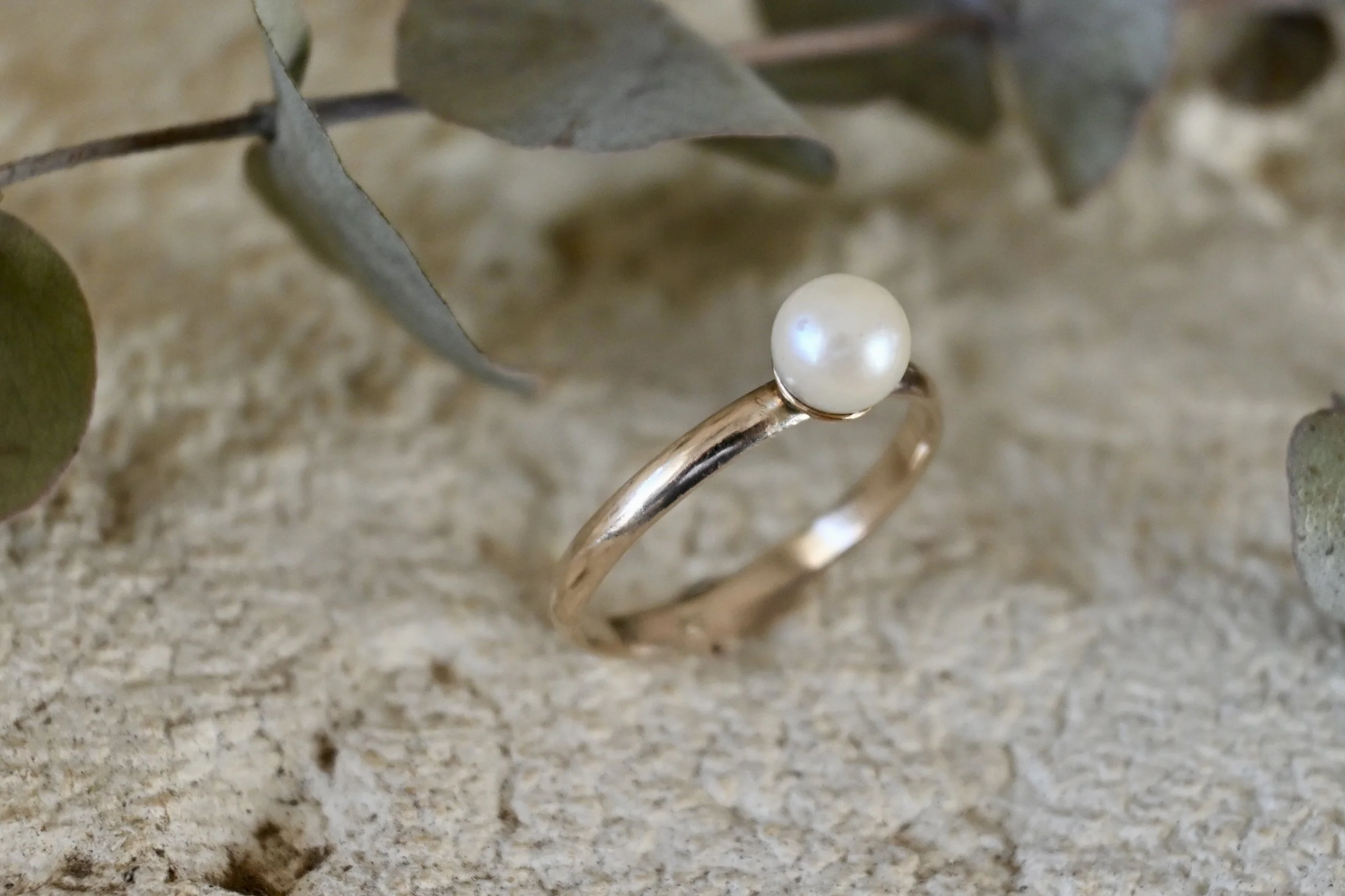 solid-gold-pearl-ring (8).jpg