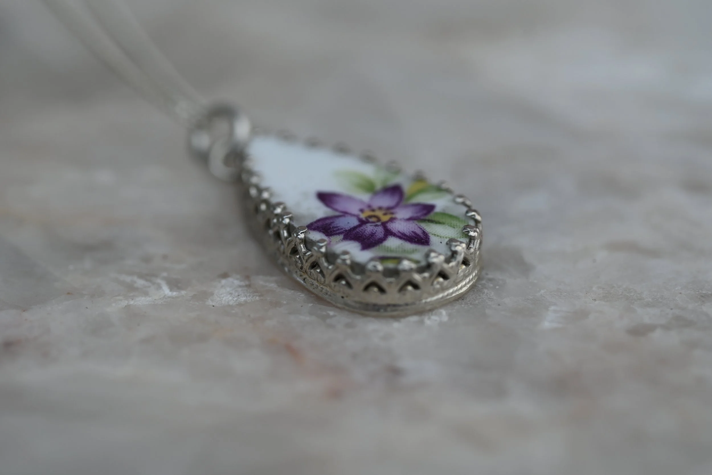broken-china-necklace (16).jpg