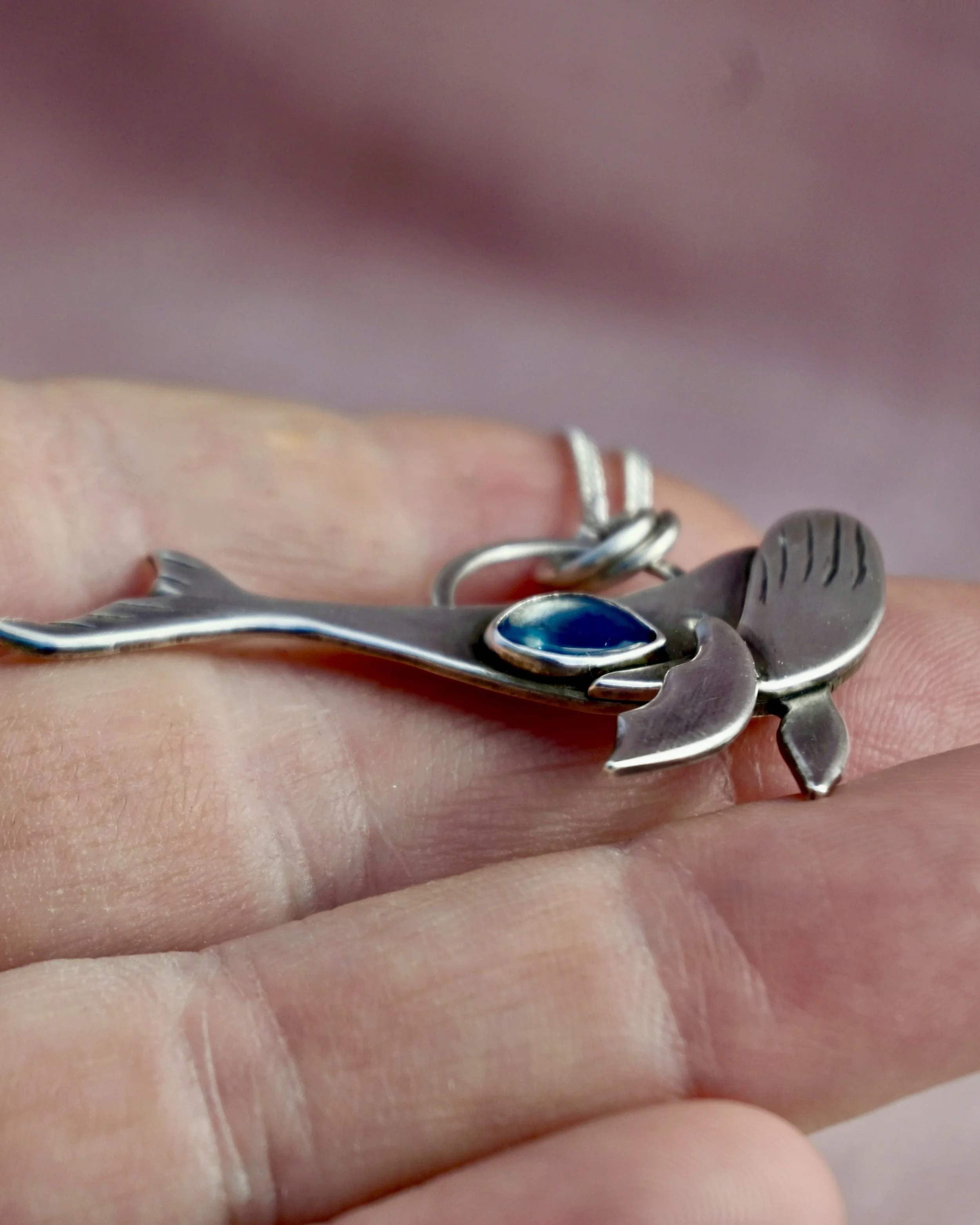 silver-whale-necklace (4).jpg