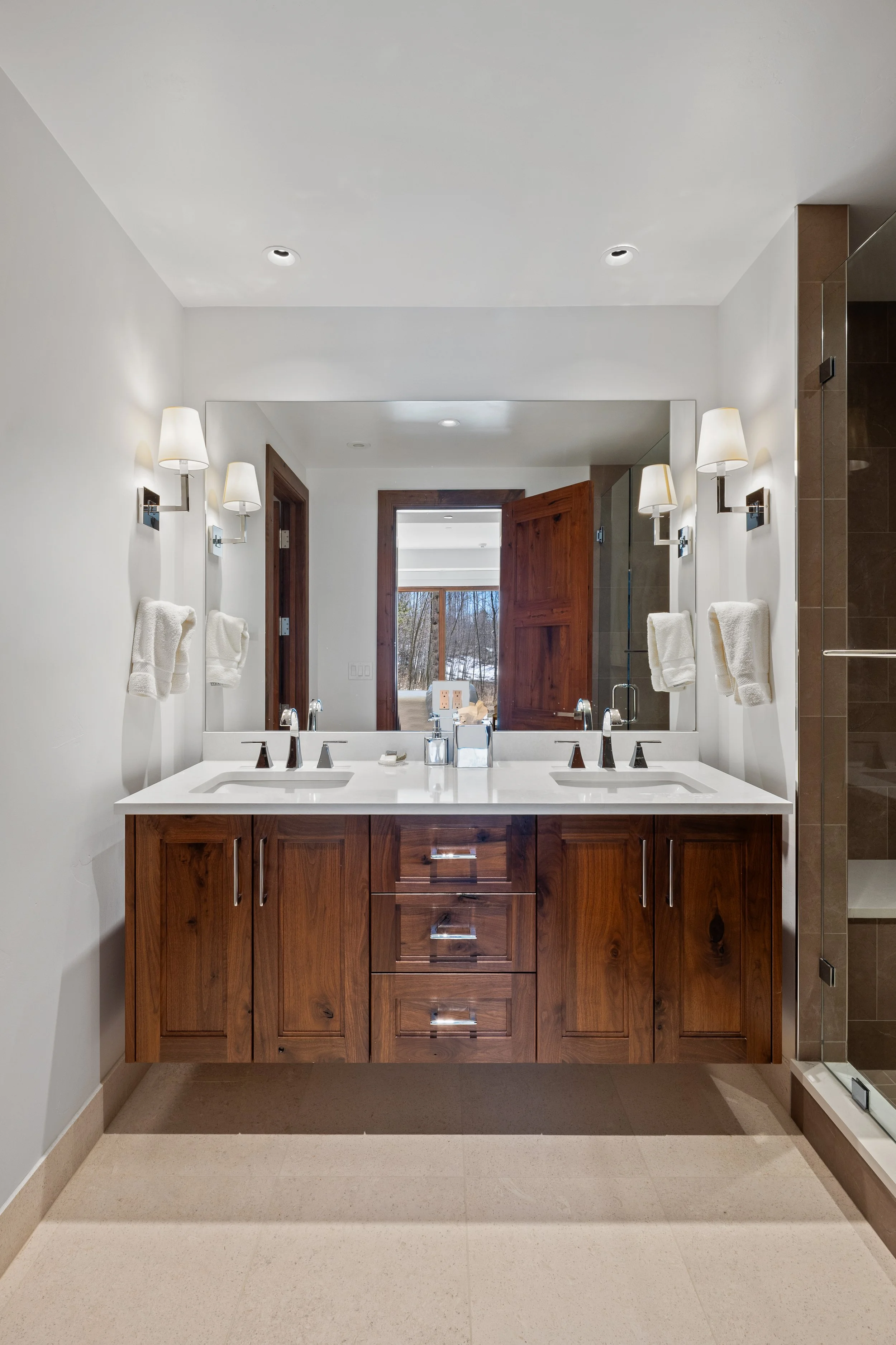 Bathroom vanity(2).jpg