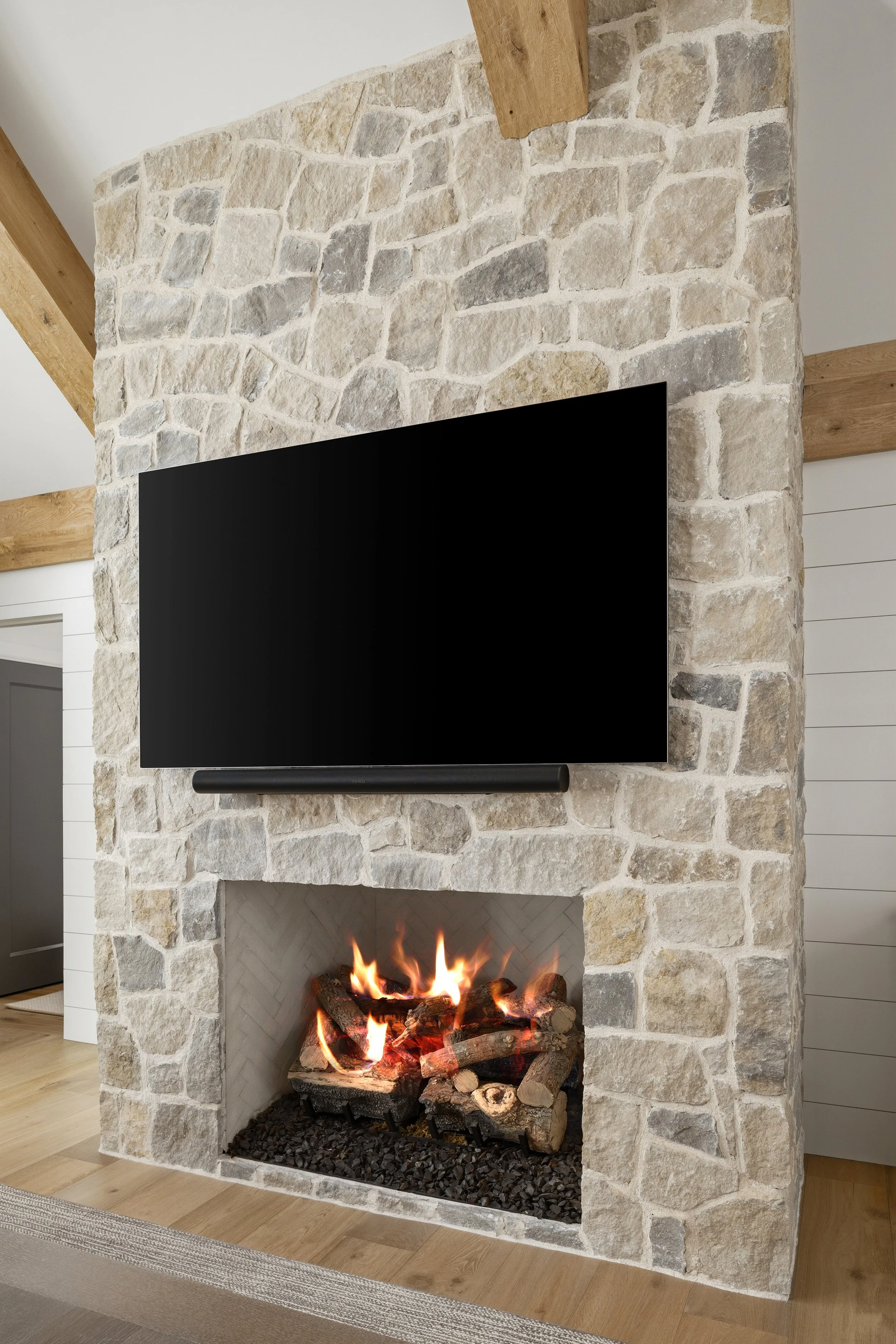 Fireplace.jpg