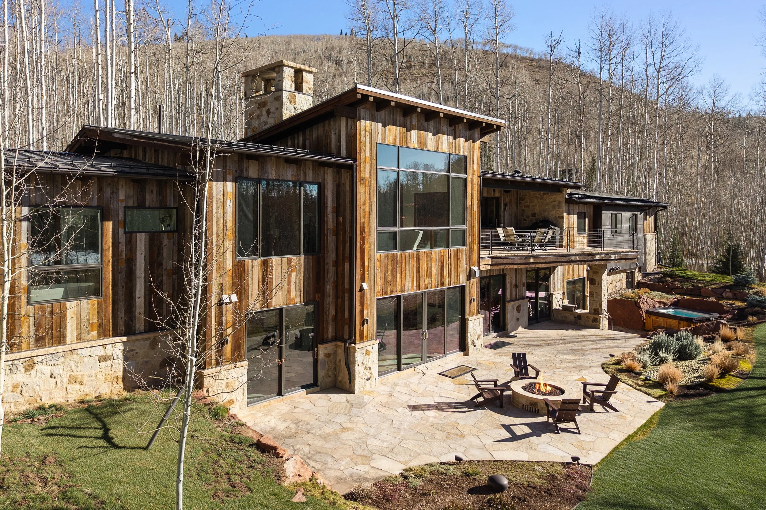 Exterior - back of house 2.jpg