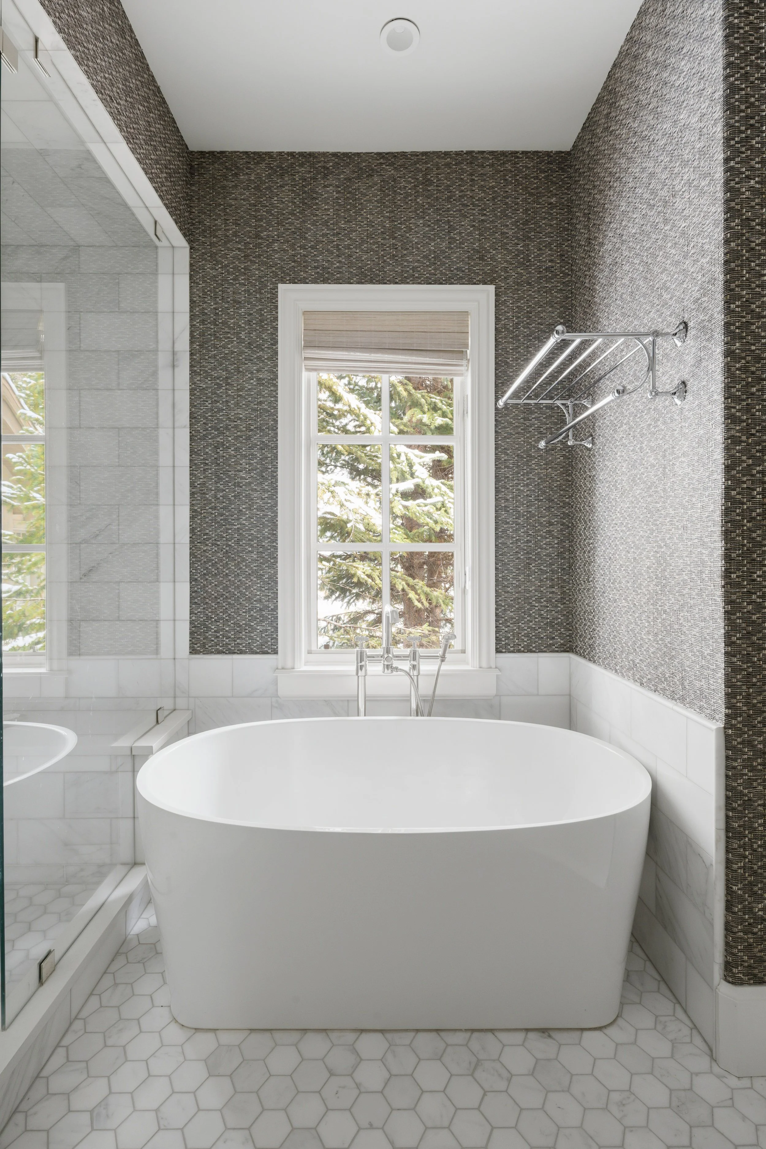 Primary bathroom - tub.jpg
