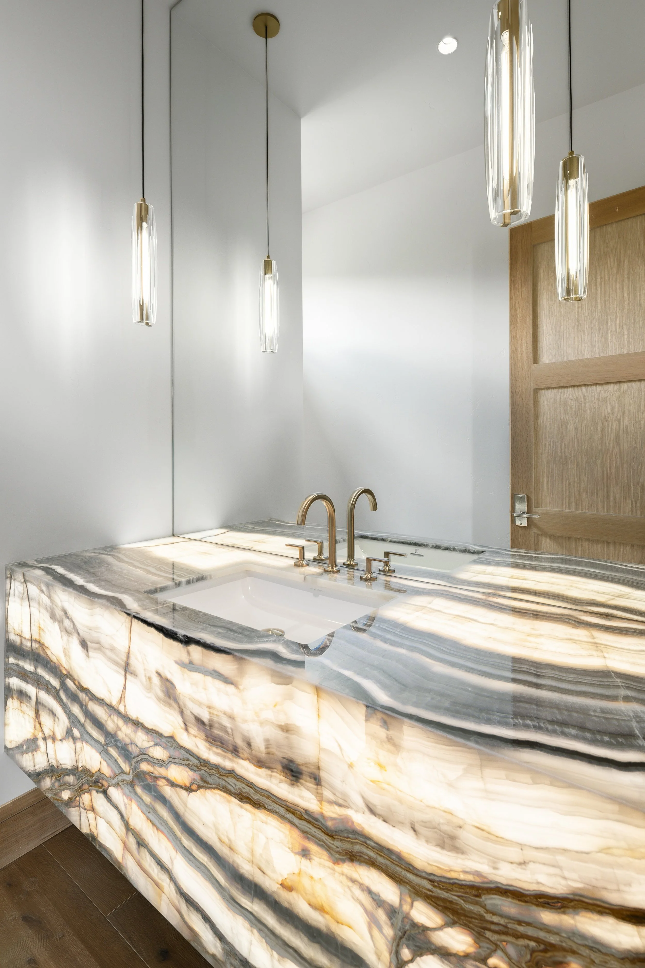 Powder room 2.jpg