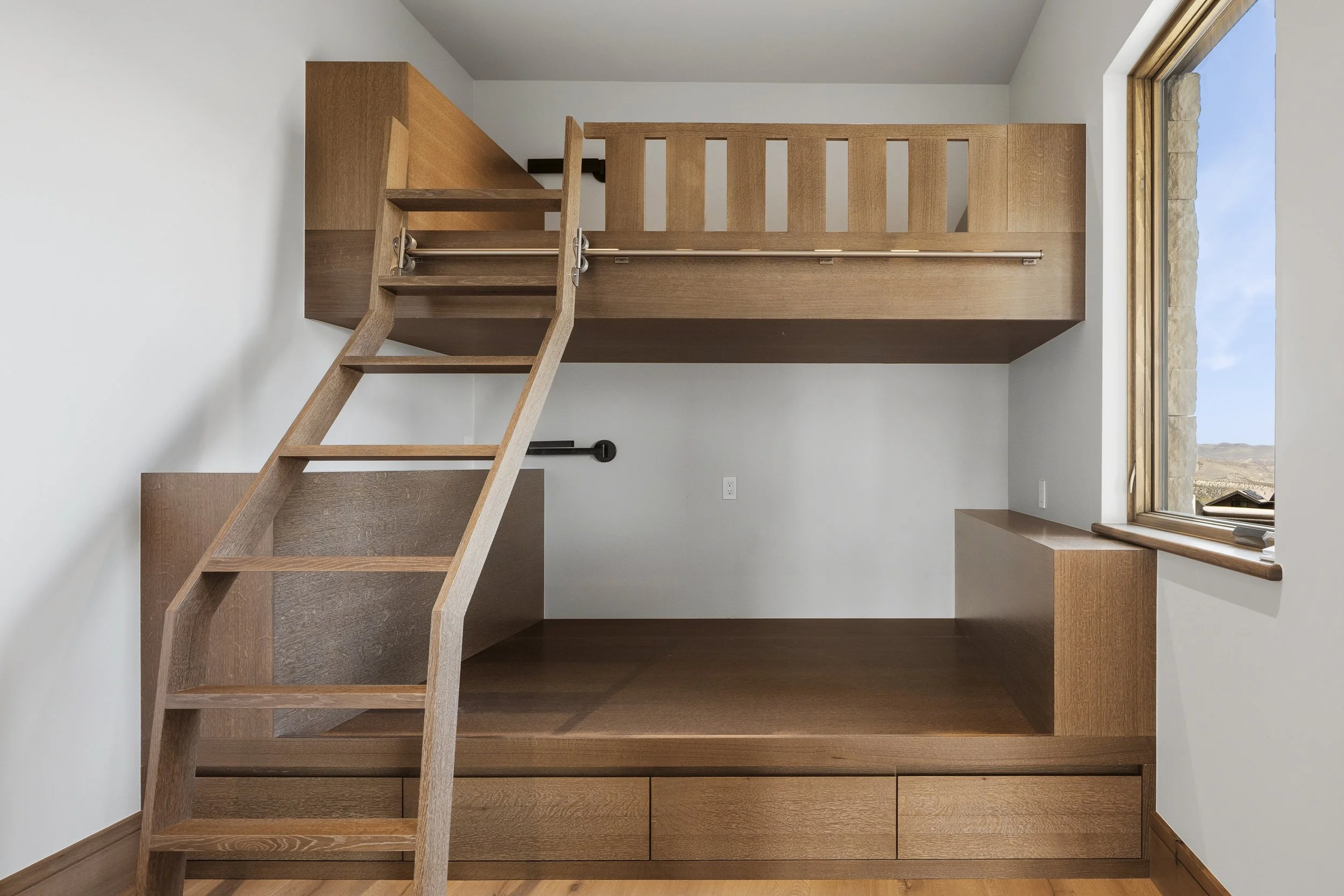 Bunk room.jpg