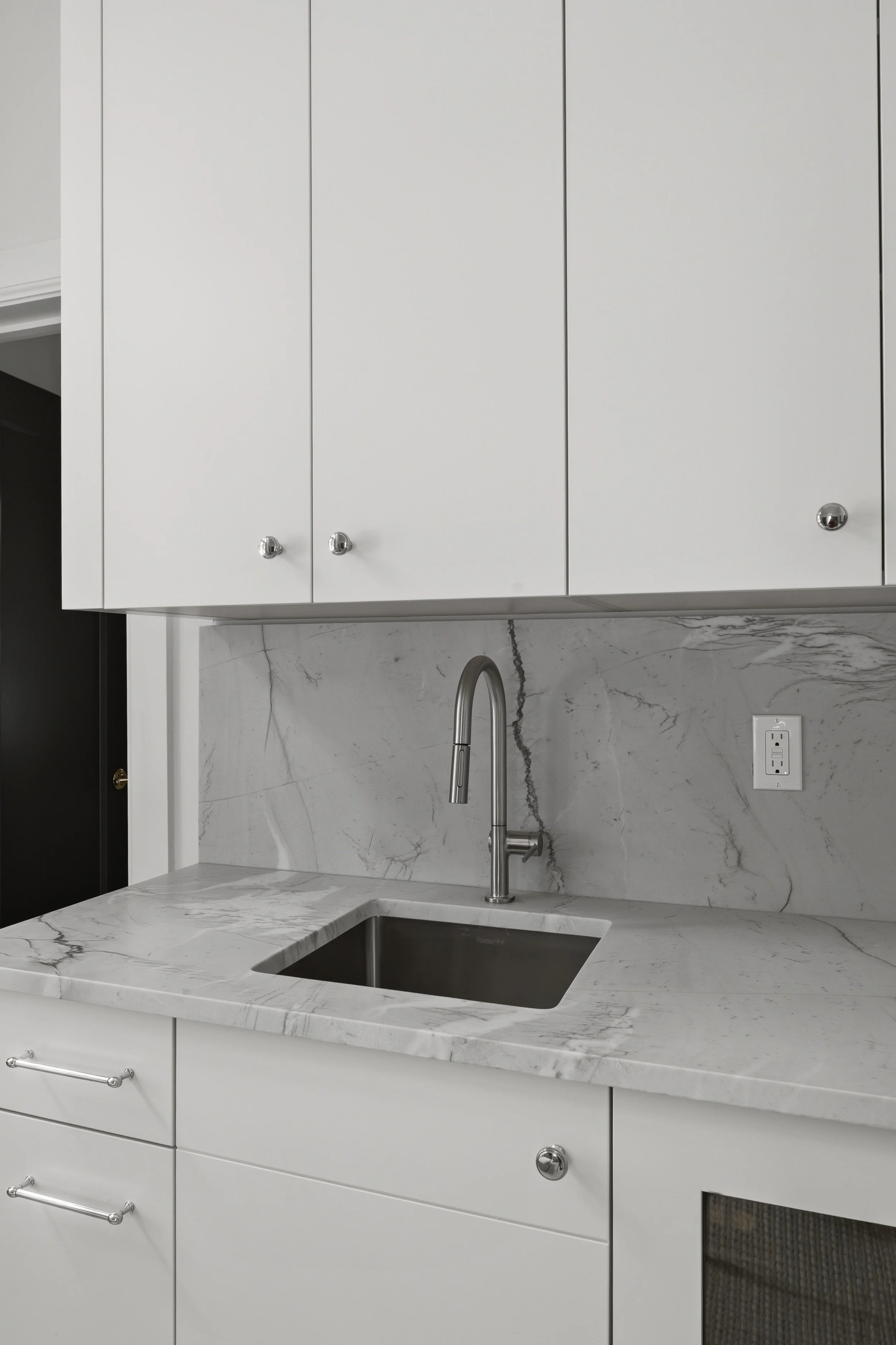 Garage cabinets.jpg