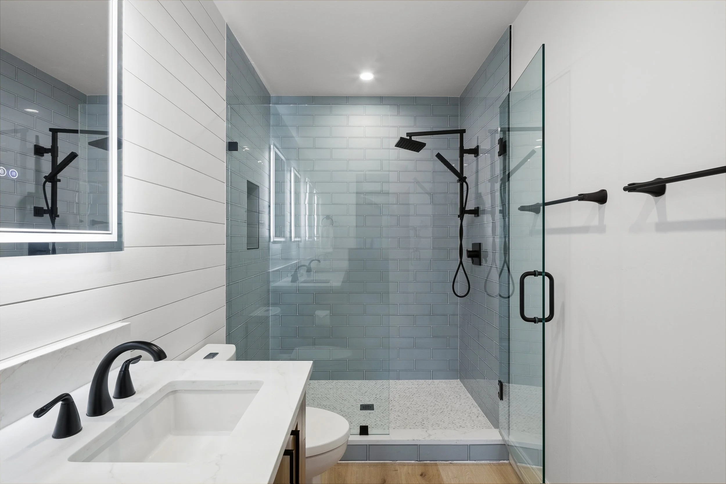 Bathroom(1).jpg
