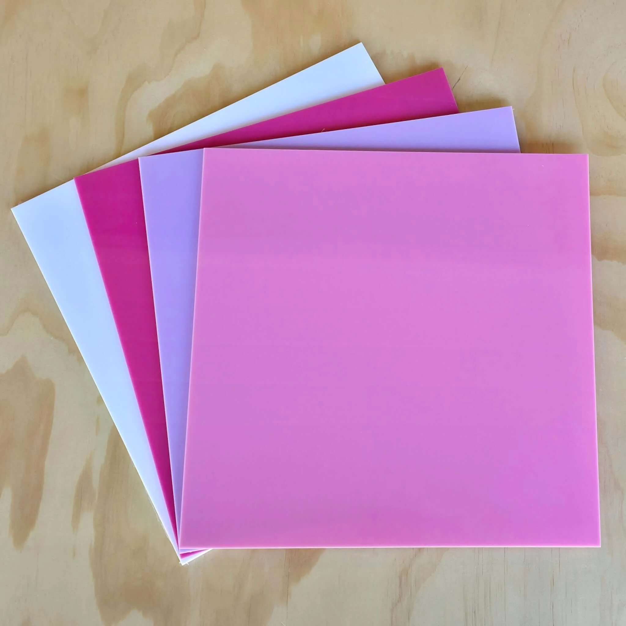Girlfriends 4-Pack of Cast Acrylic Sheets