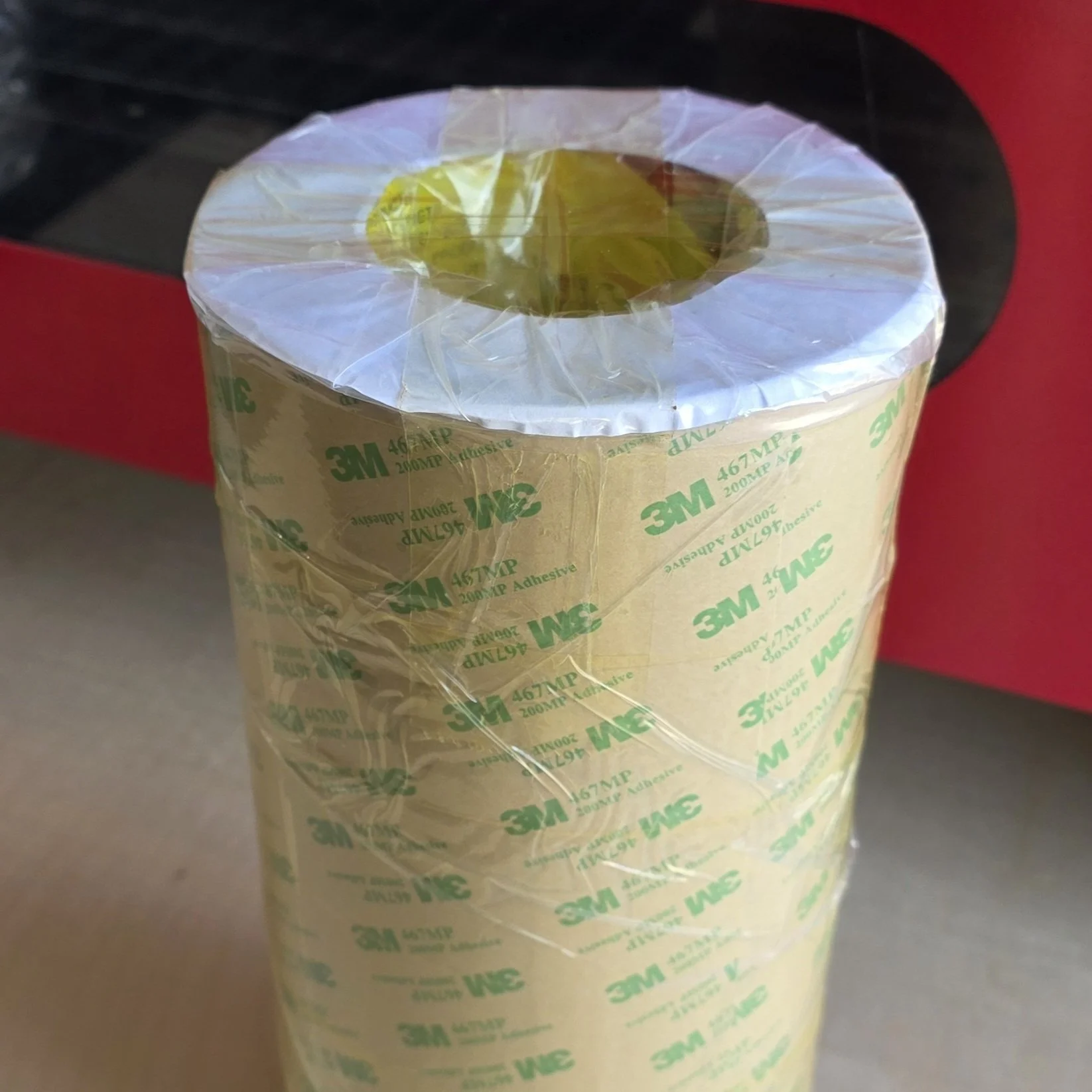 3m 467mp adhesive roll 12'x180' 60yd packed.jpg