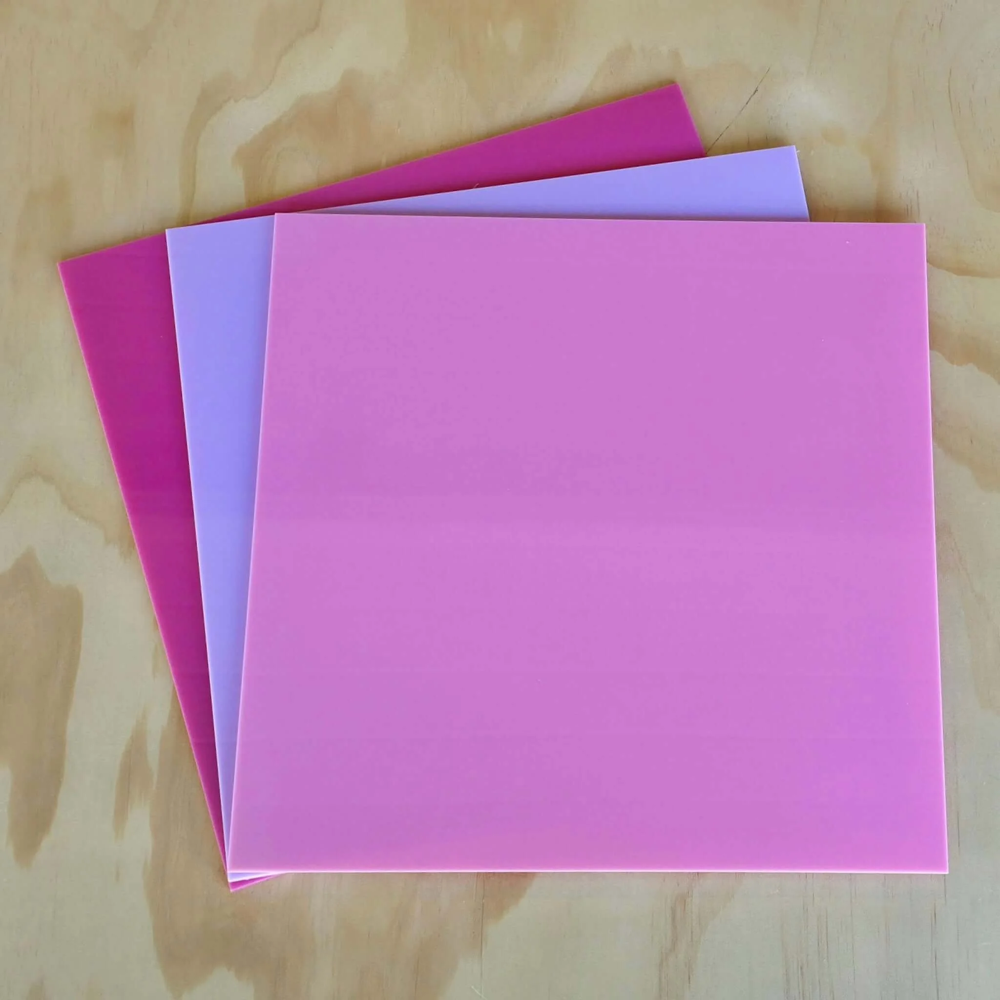 Girlfriends 3-Pack of Cast Acrylic Sheets