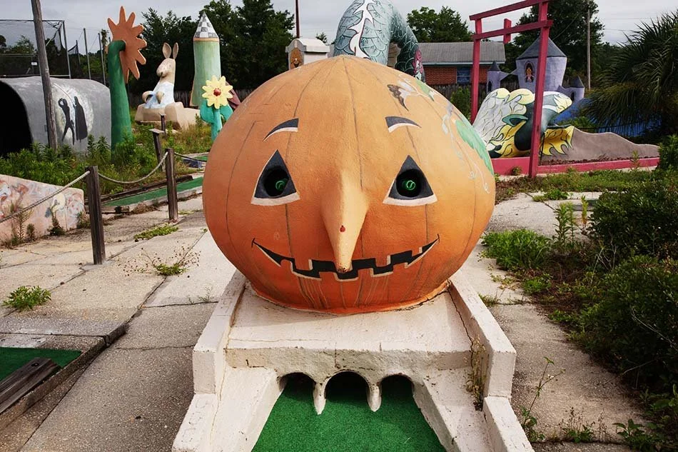 Vintage Roadside Attractions