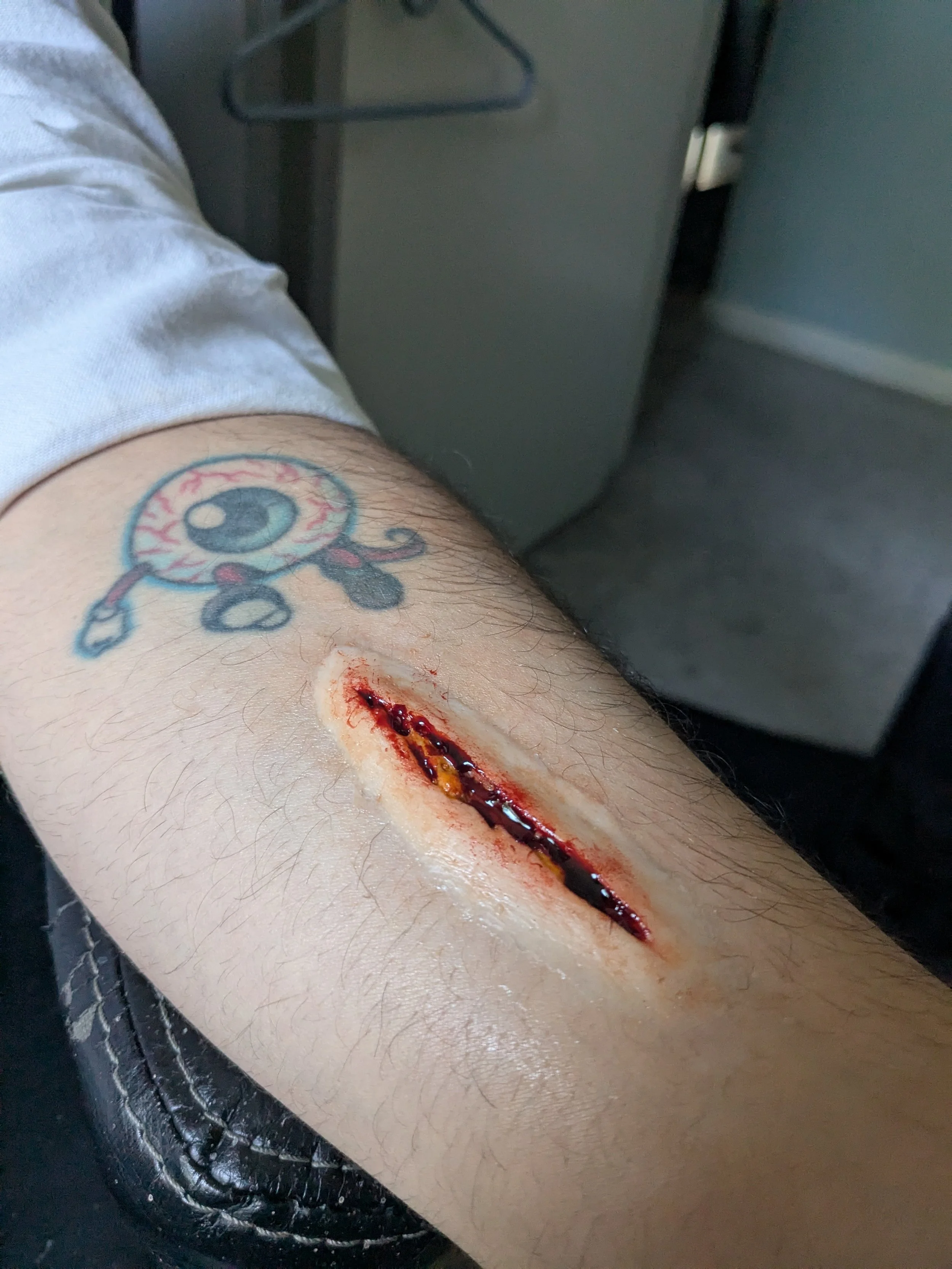 Custom silicone prosthetic for independent film.
Sculpted, molded, casted, applied and painted by me.