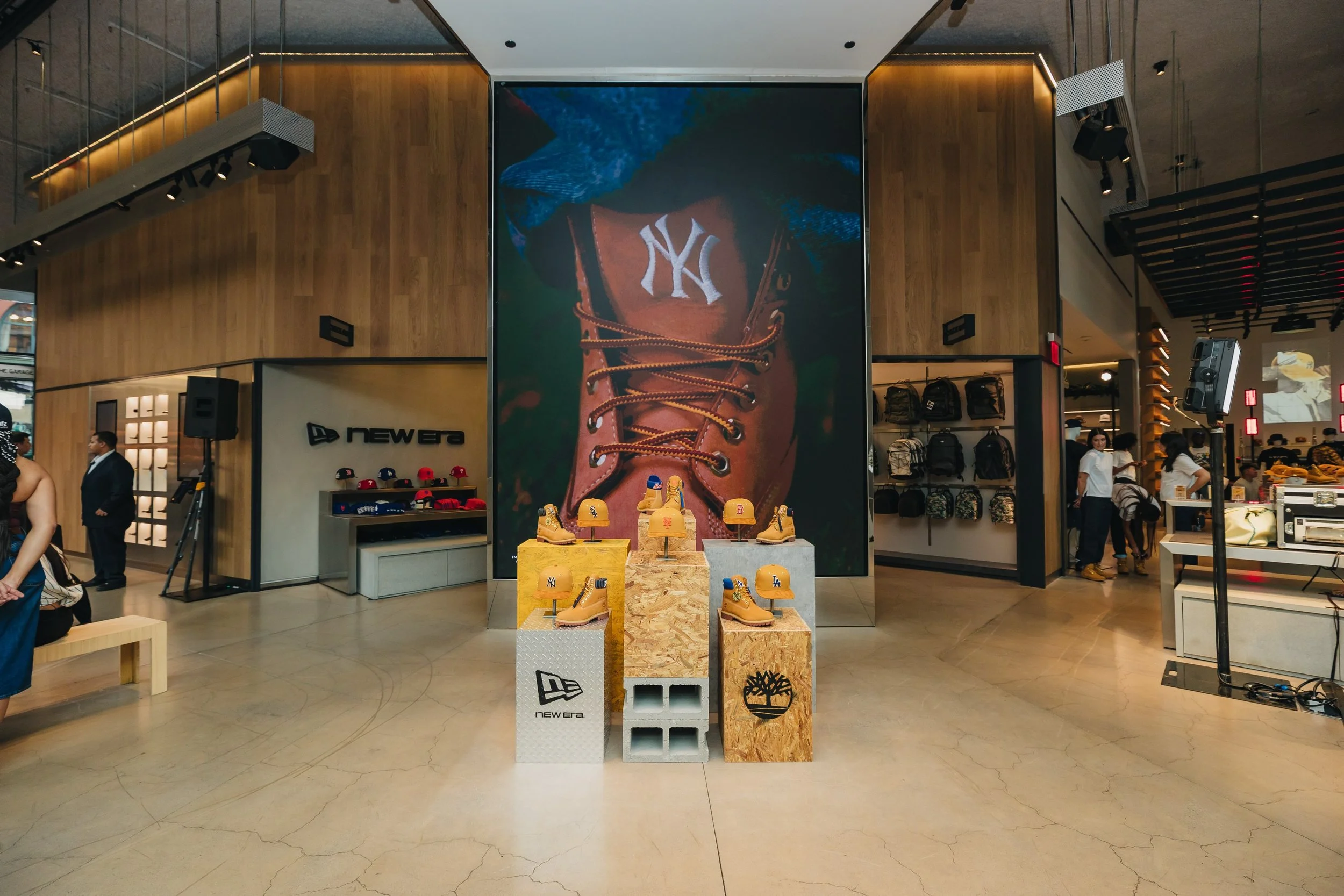 Lighting, sound, and projection support for the New Era x Timberland collaboration release event. 🔊💡🎥

Huge thanks to @wearehighlylikely for trusting Shift 4 Projects to bring the technical side to life. Always a pleasure supporting a great team a