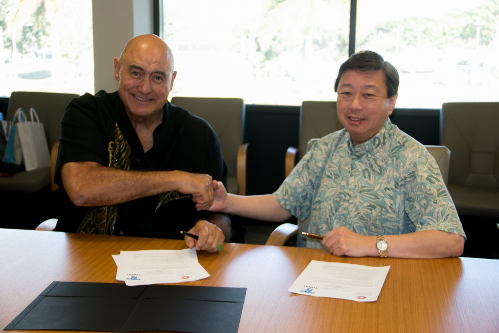 2015: HTIC-UHWO Reinforcement of Partnership MOU