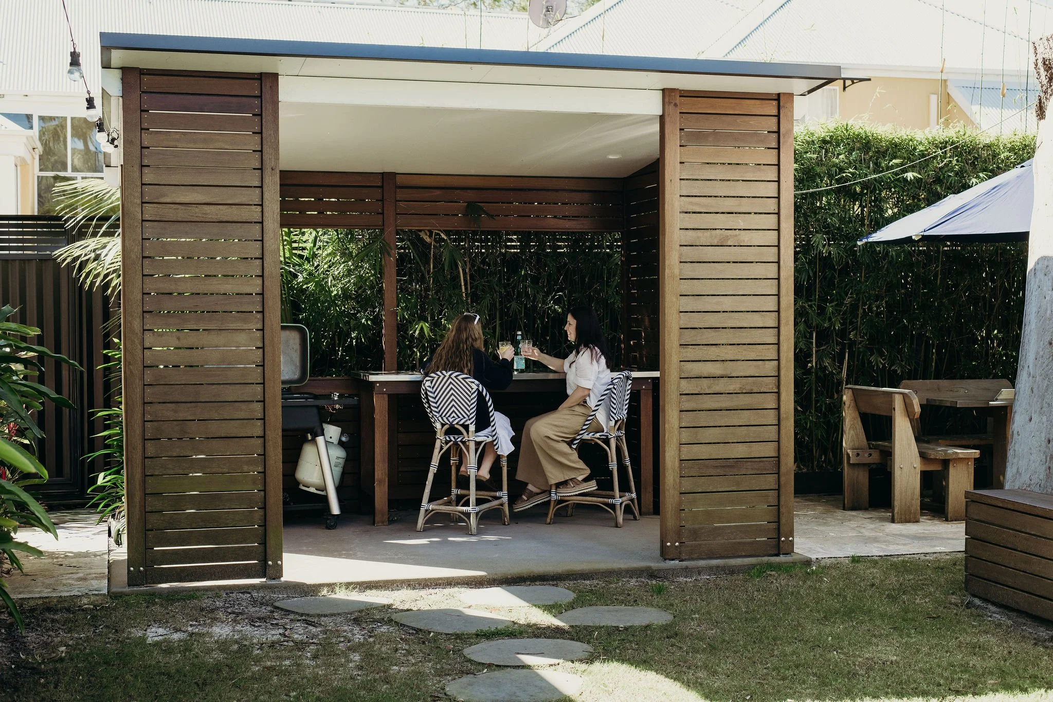 Which rooms have outdoor dining spaces? 🌞🕶🌴

▶️ Our Family Suite &amp; Queen with Garden Access share a private garden 🌿 with BBQ and two outdoor dining tables (BBQ area pictured) 
▶️ Our Cottage also has it''s own outdoor dining table &amp; BBQ 