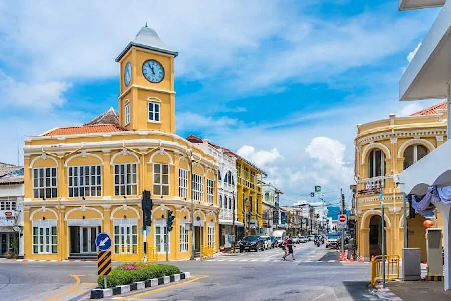Visit old town Phuket city tour