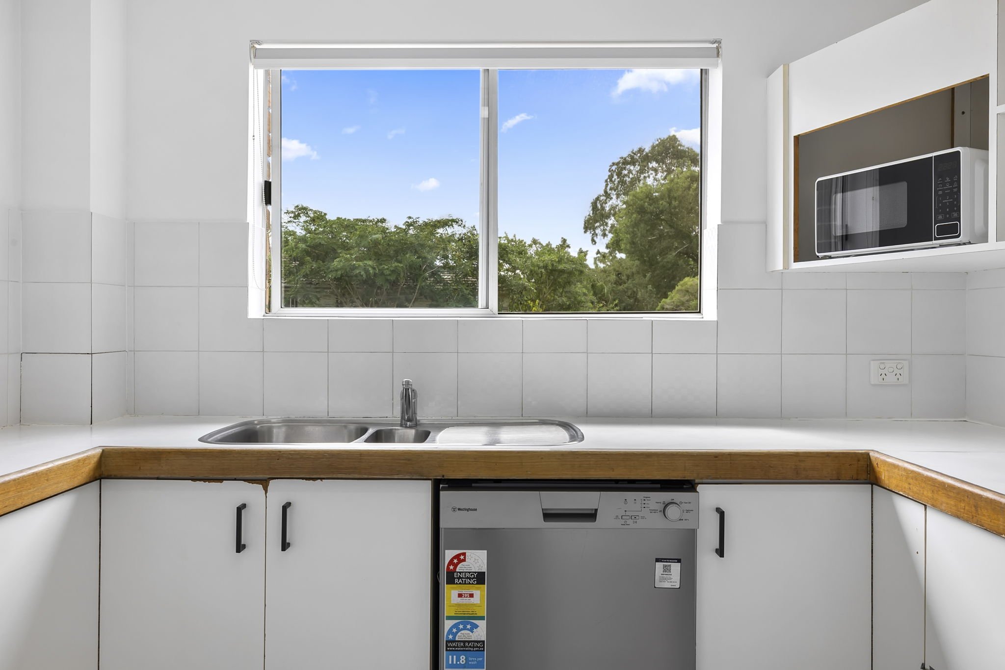 Main bathroom and laundry