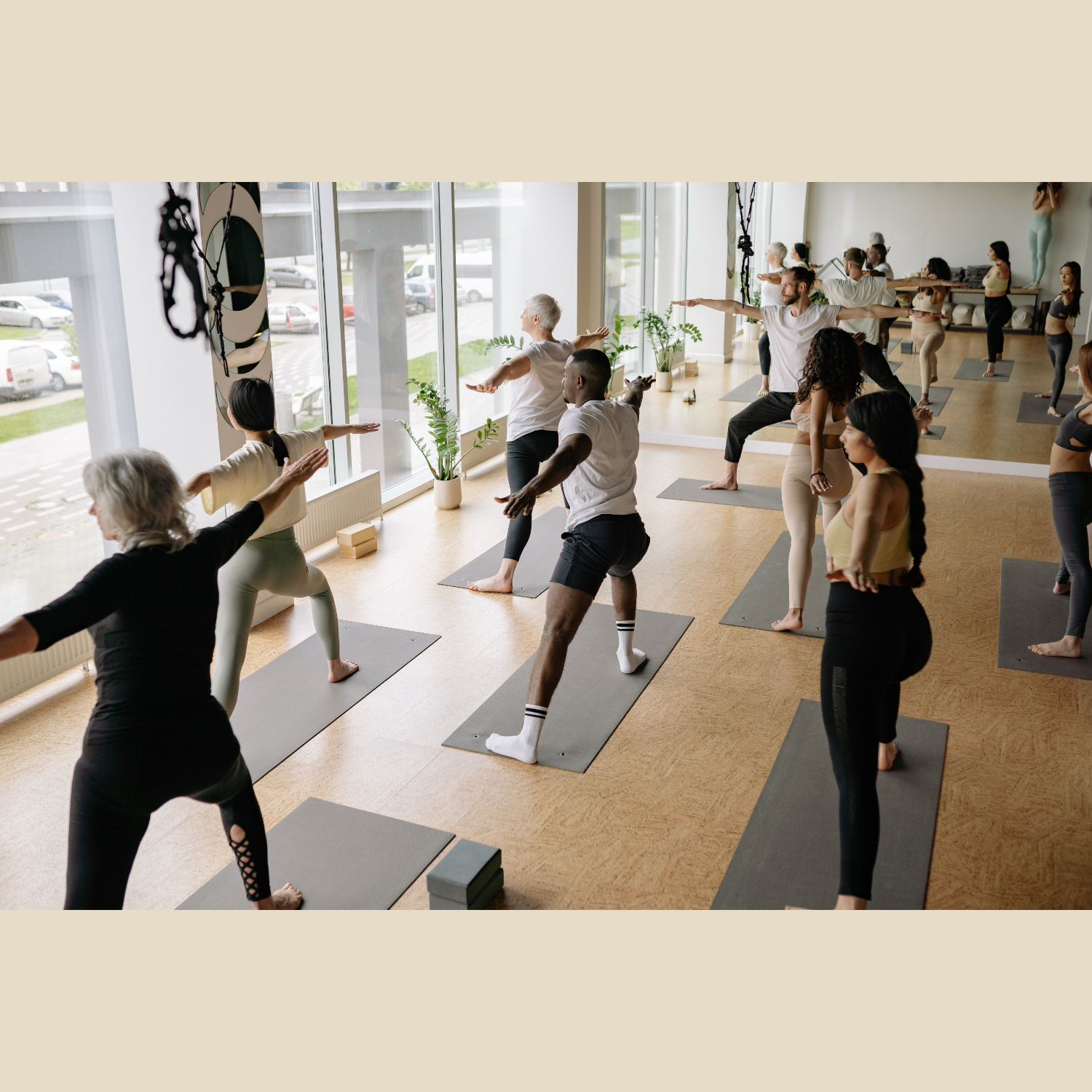 Vinyasa, Yang to Yin und Yin Yoga im Studio in Bad Neuenahr-Ahrweiler.