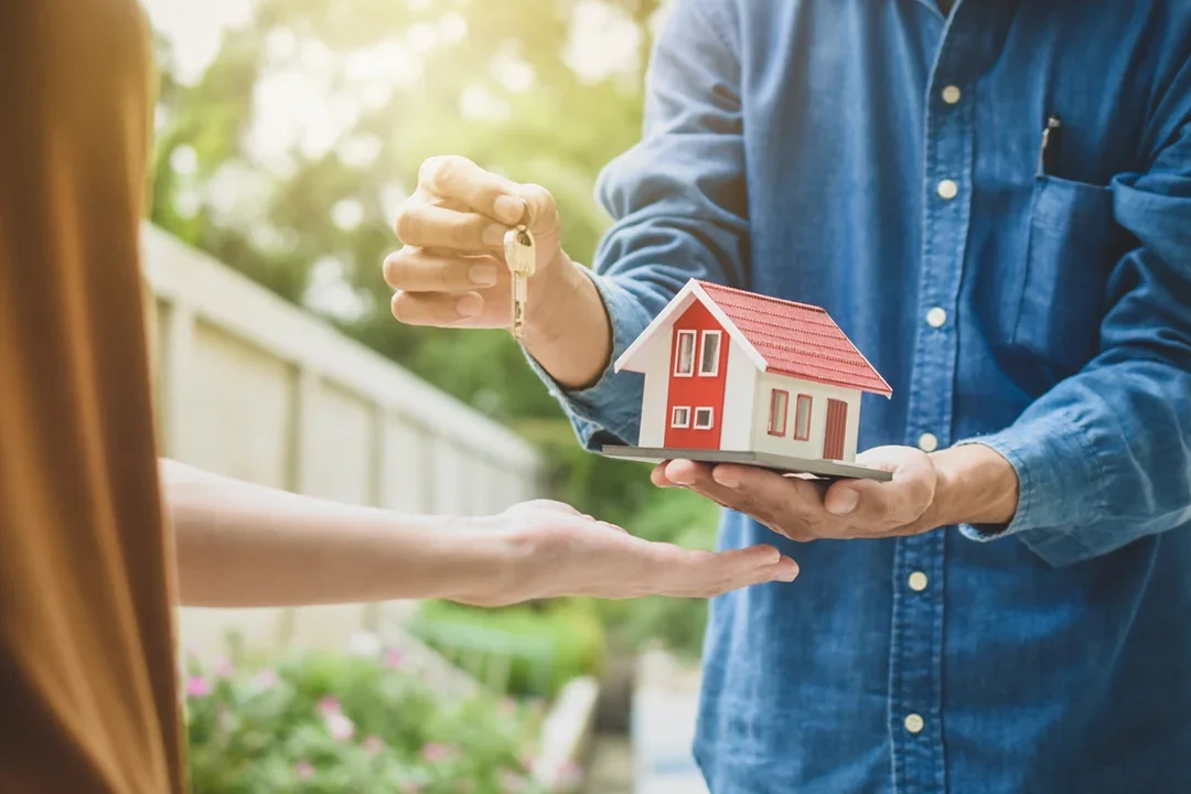 What Should I Look for When Buying Land or a Land-and-Villa Development in Lombok, Indonesia?