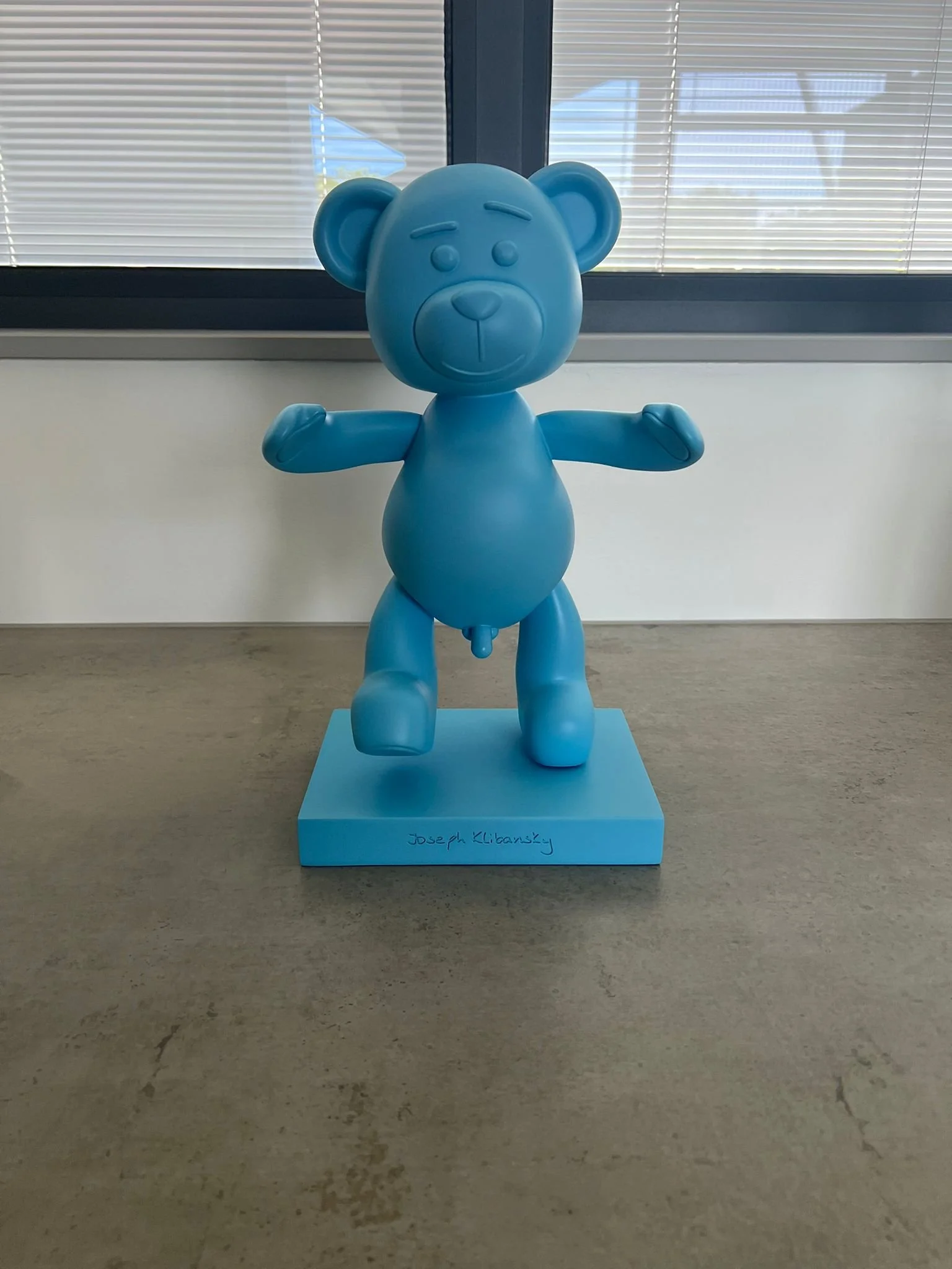 PHOTO-2025-12-02-19-28-41 3.jpg