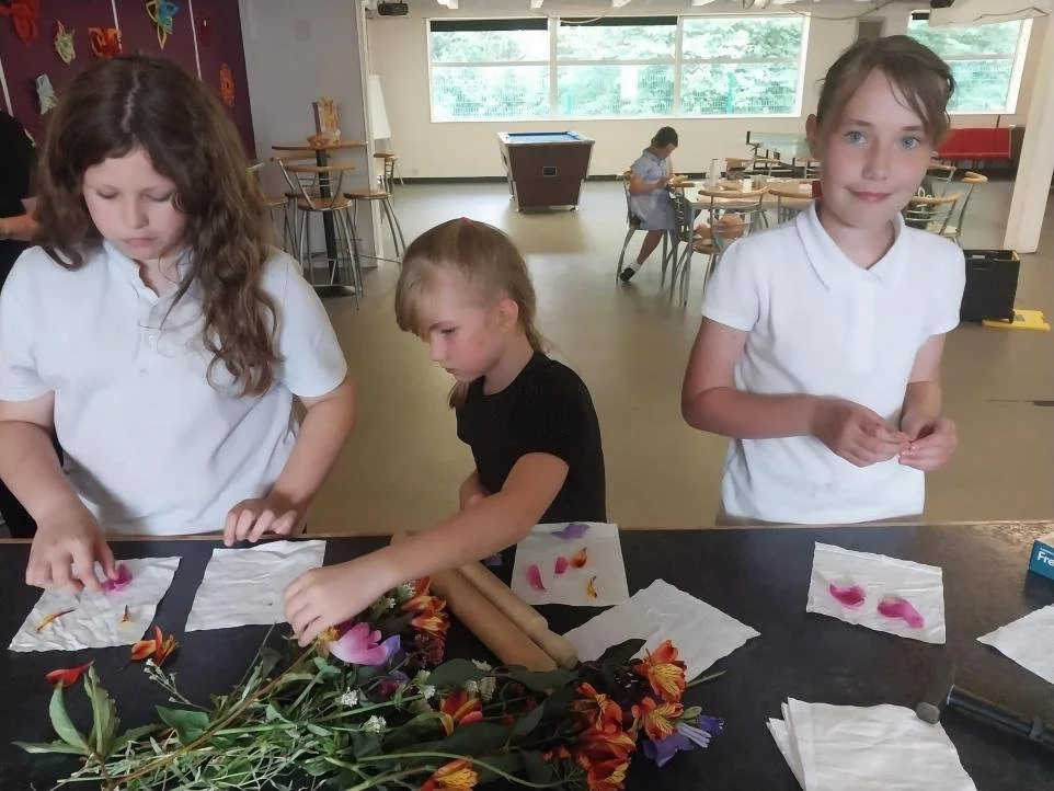 🗞️ Workshop to support young carers in North Yorkshire! 🗞️

Did you catch us in @thenorthernecho this weekend? 💜 
Read the article here 🔗 www.thenorthernecho.co.uk/news/25948005.workshop-support-young-carers-north-yorkshire/