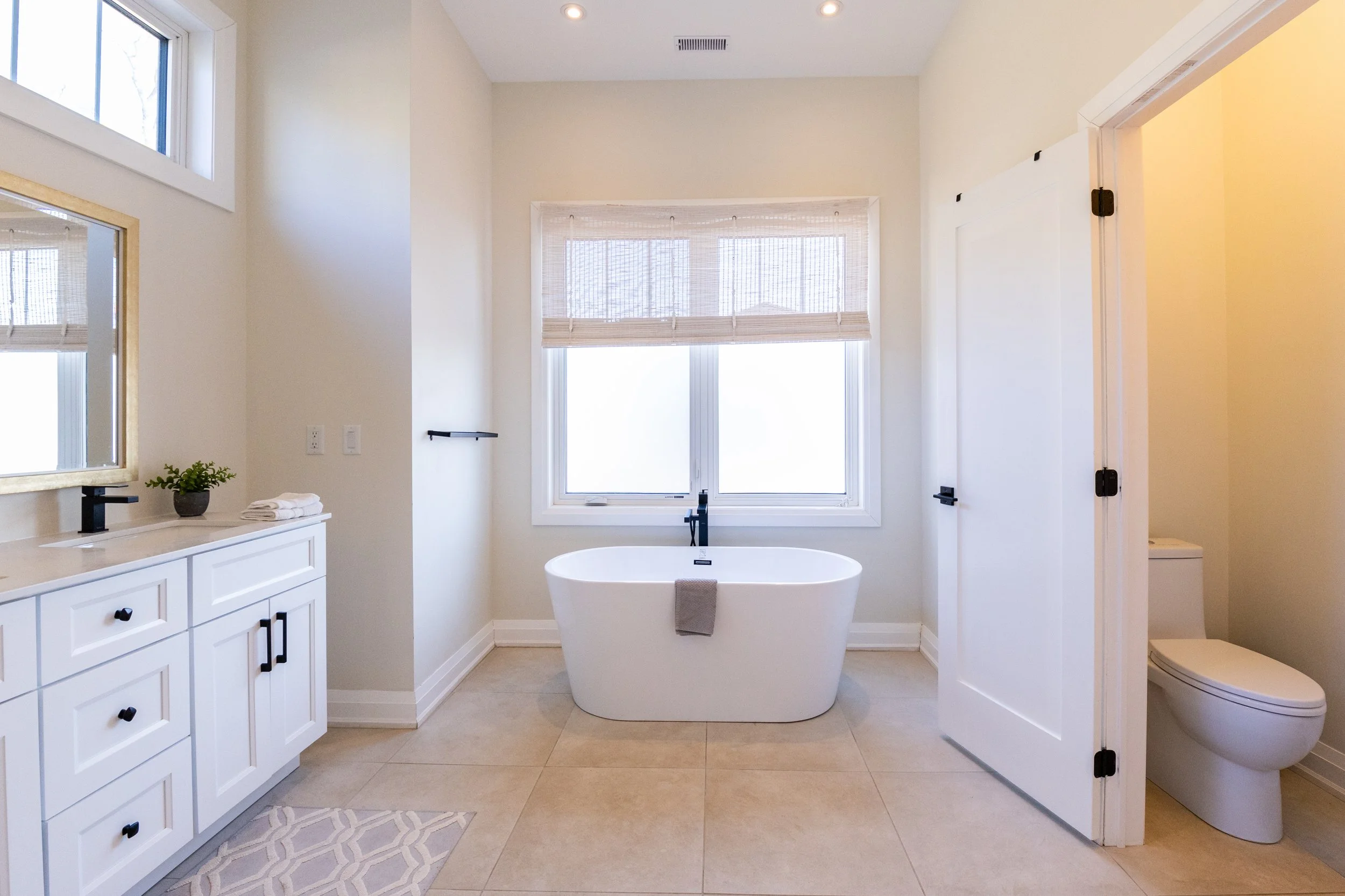 Air BNB Inside-32.jpg