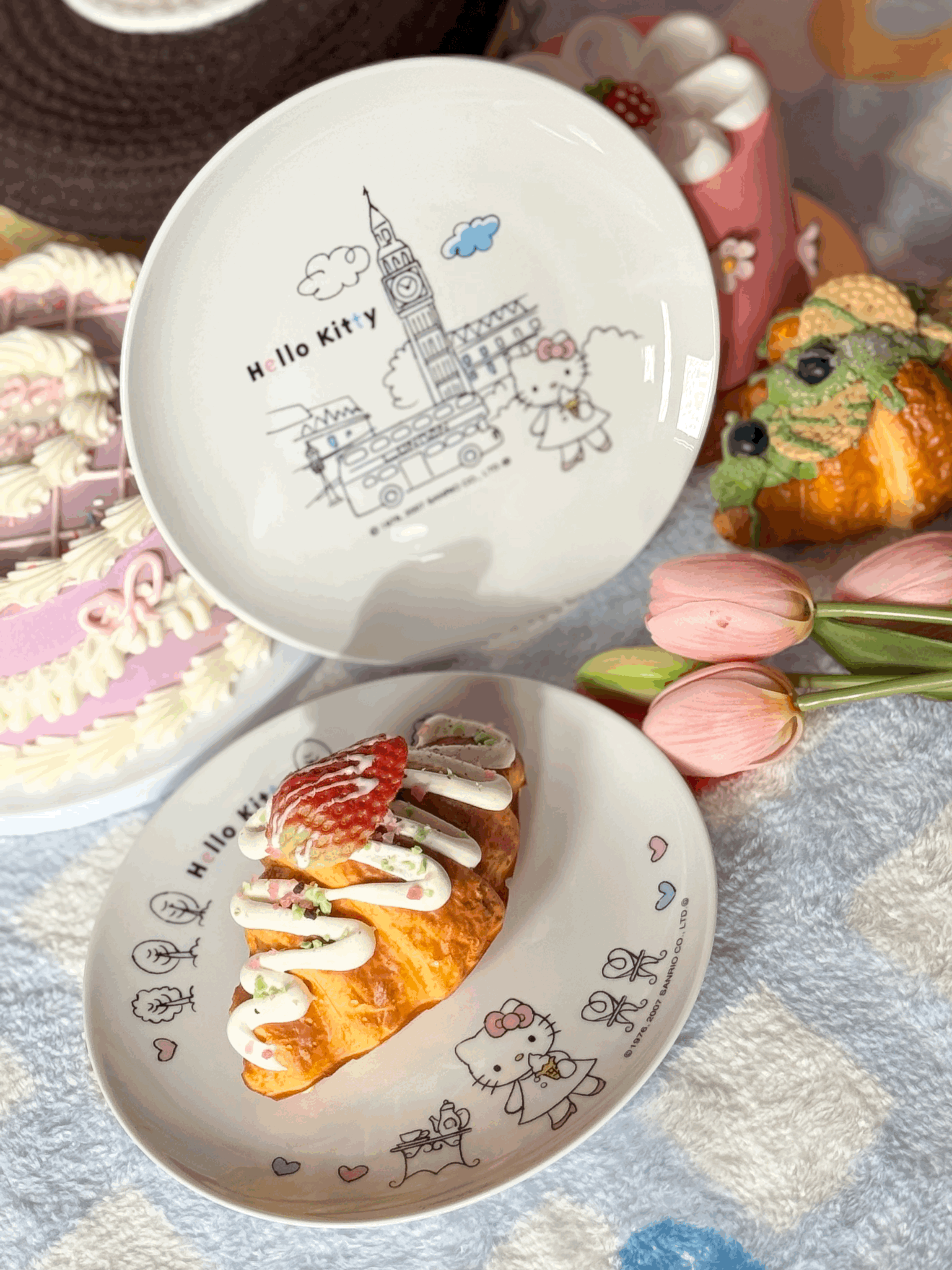 Hello Kitty London Plate