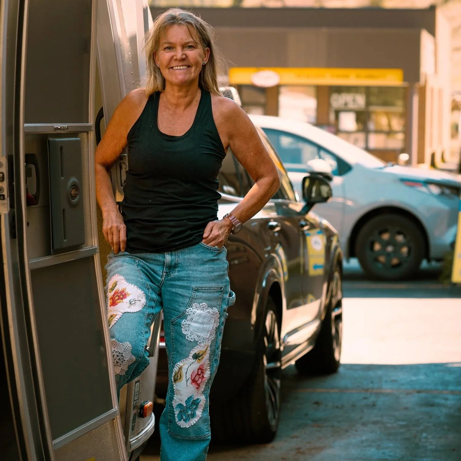 Tessa Manning - the Colorado clog maker (making a real Swedish footprint)