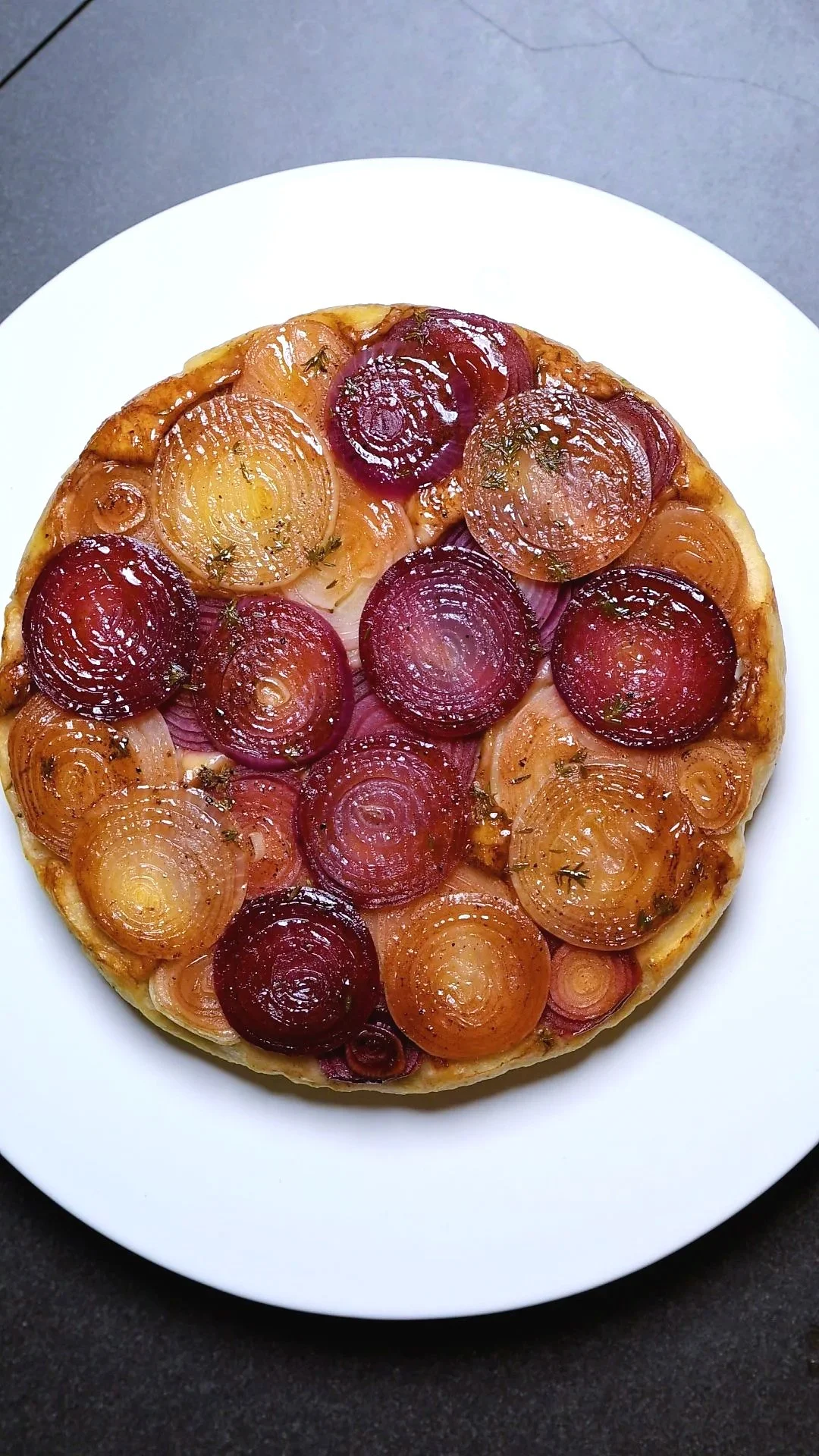 Zwiebelkuchen mit Balsamico