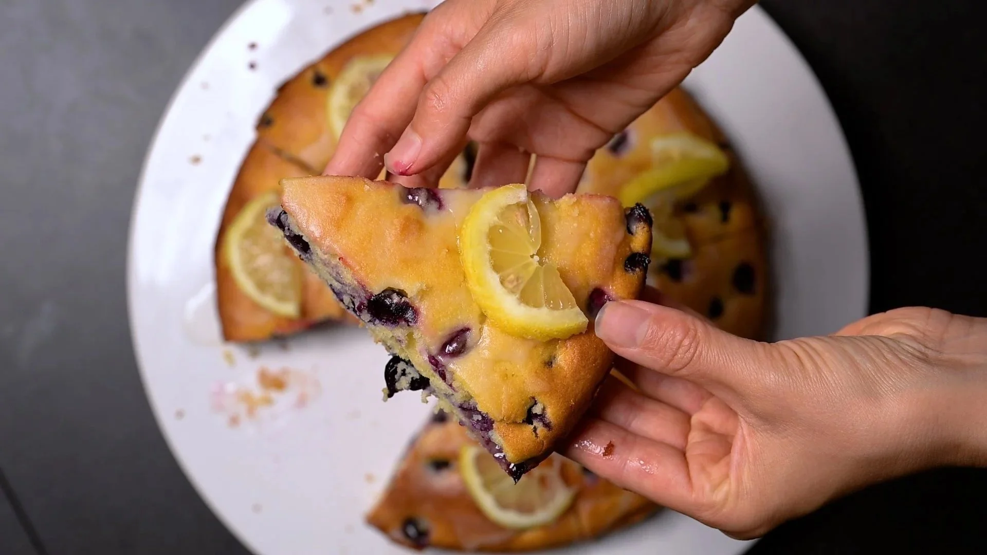 Zitronen Heidelbeeren Kuchen