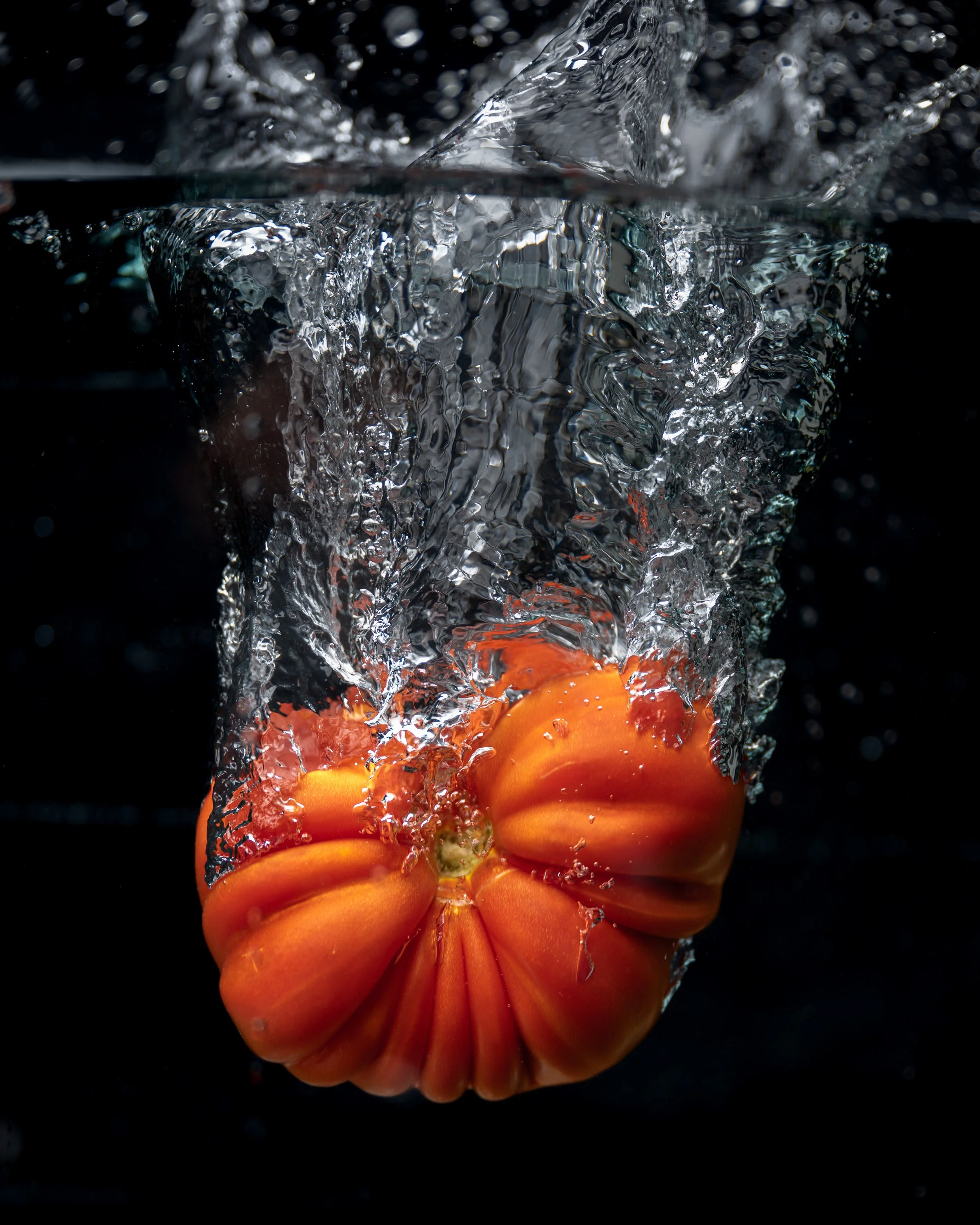 Fine Art Druck: Diving Tomato