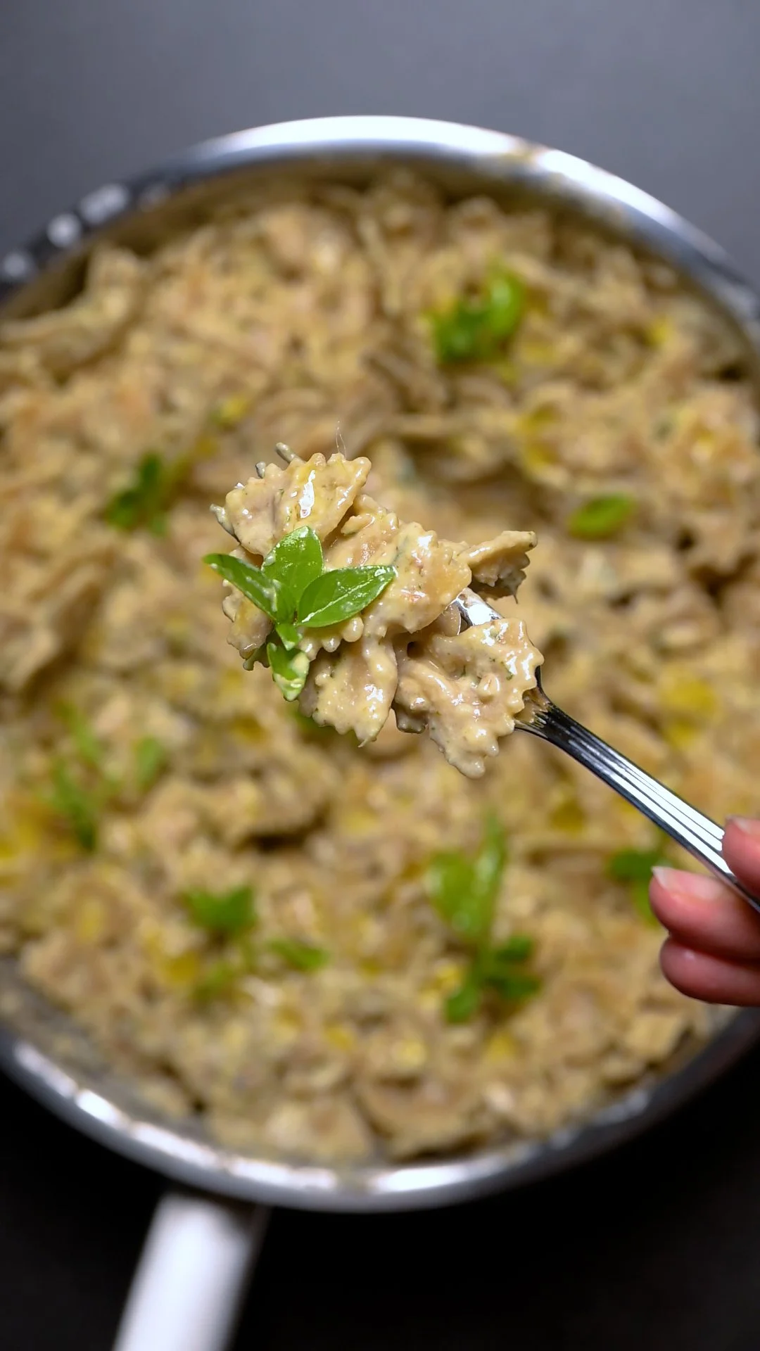 Grünes Pesto Nudeln