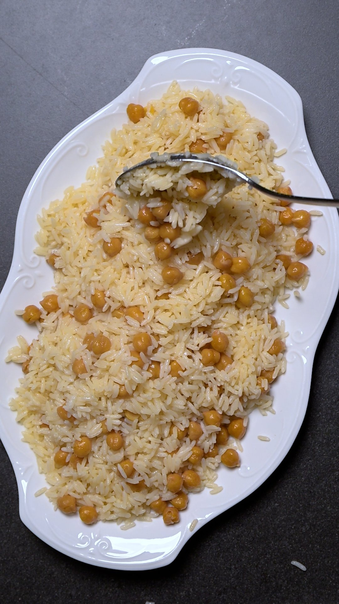 Tavuklu Pilav - Reis mit Hähnchen und Kichererbsen
