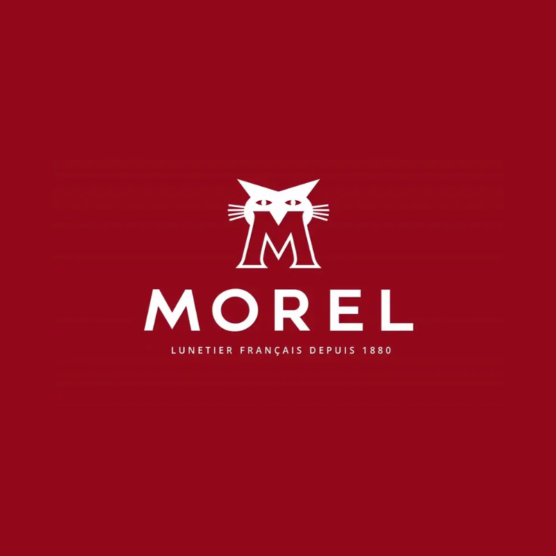 Logo de Morel avec une illustration stylisée d'une tête de chat et le texte 'Morel Lunetier Français Depuis 1880' sur fond rouge.
