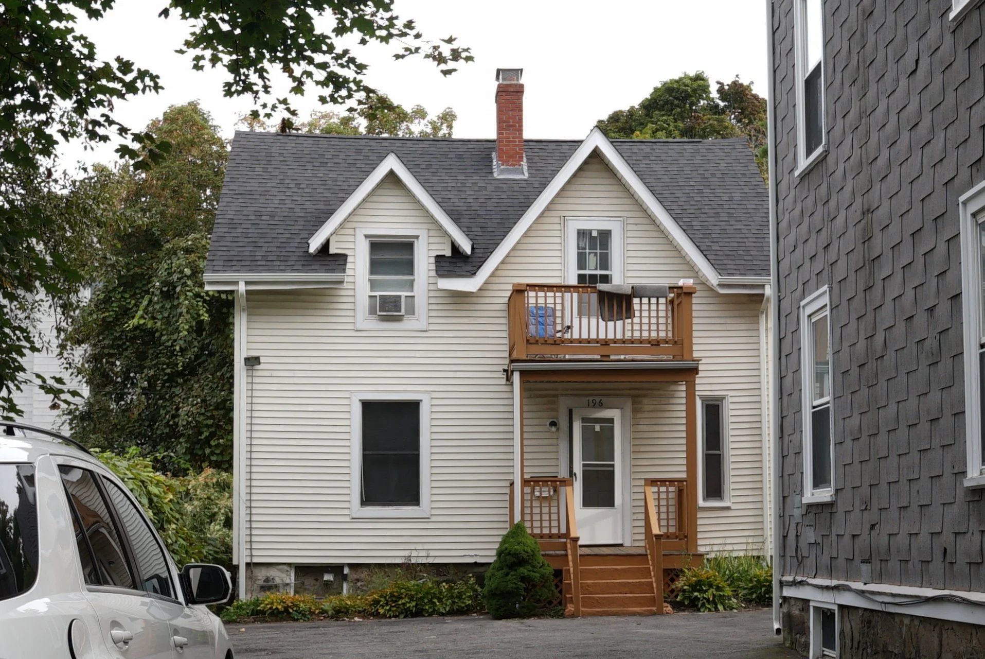 196 Green Street