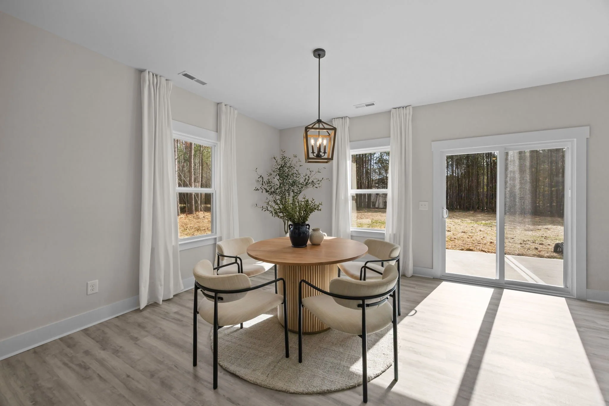 42-web-or-mls-220 Lingerfelt Dr HDR048.jpg