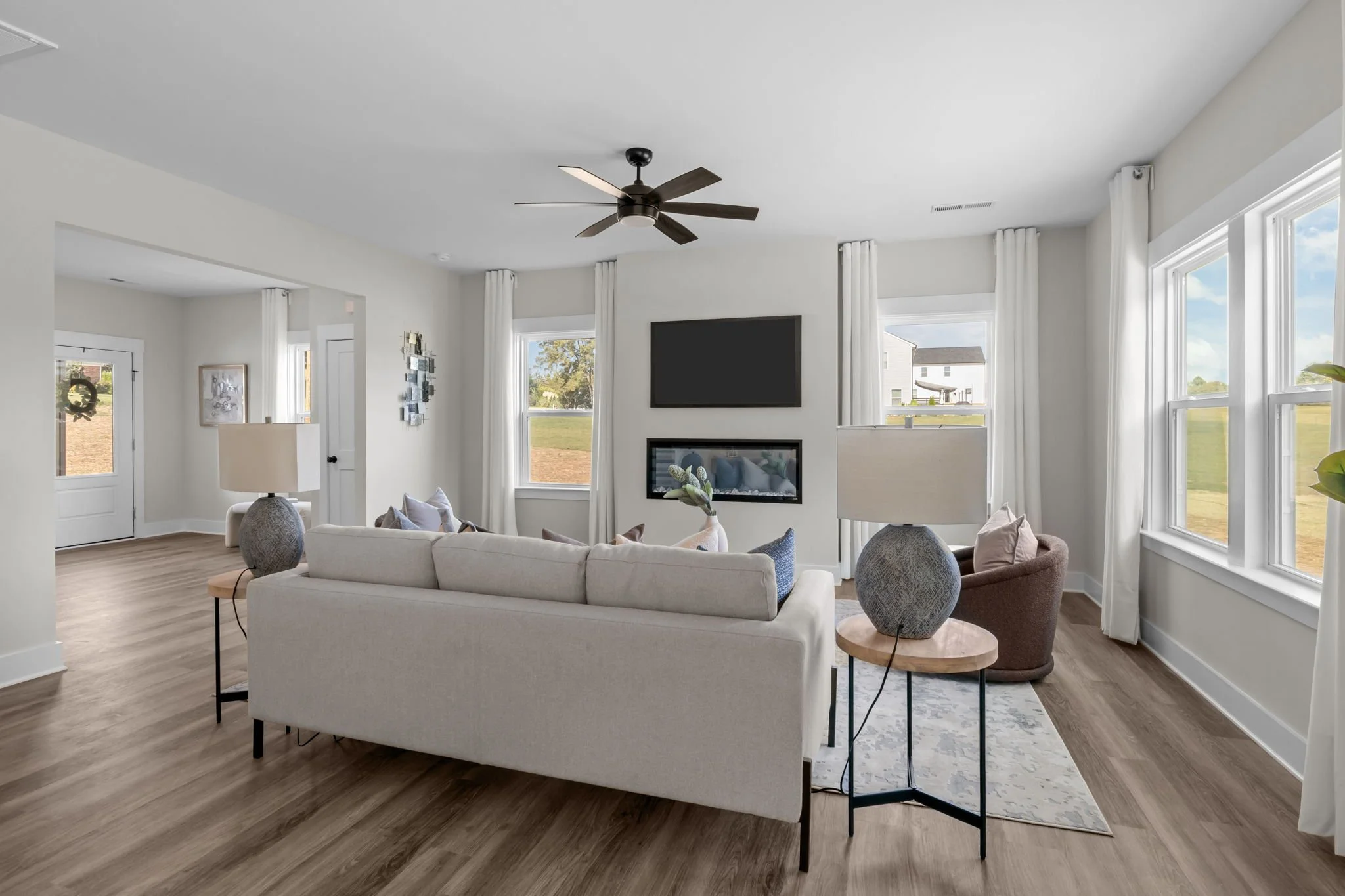 31-web-or-mls-1681 Woolie Rd HDR 018.jpg