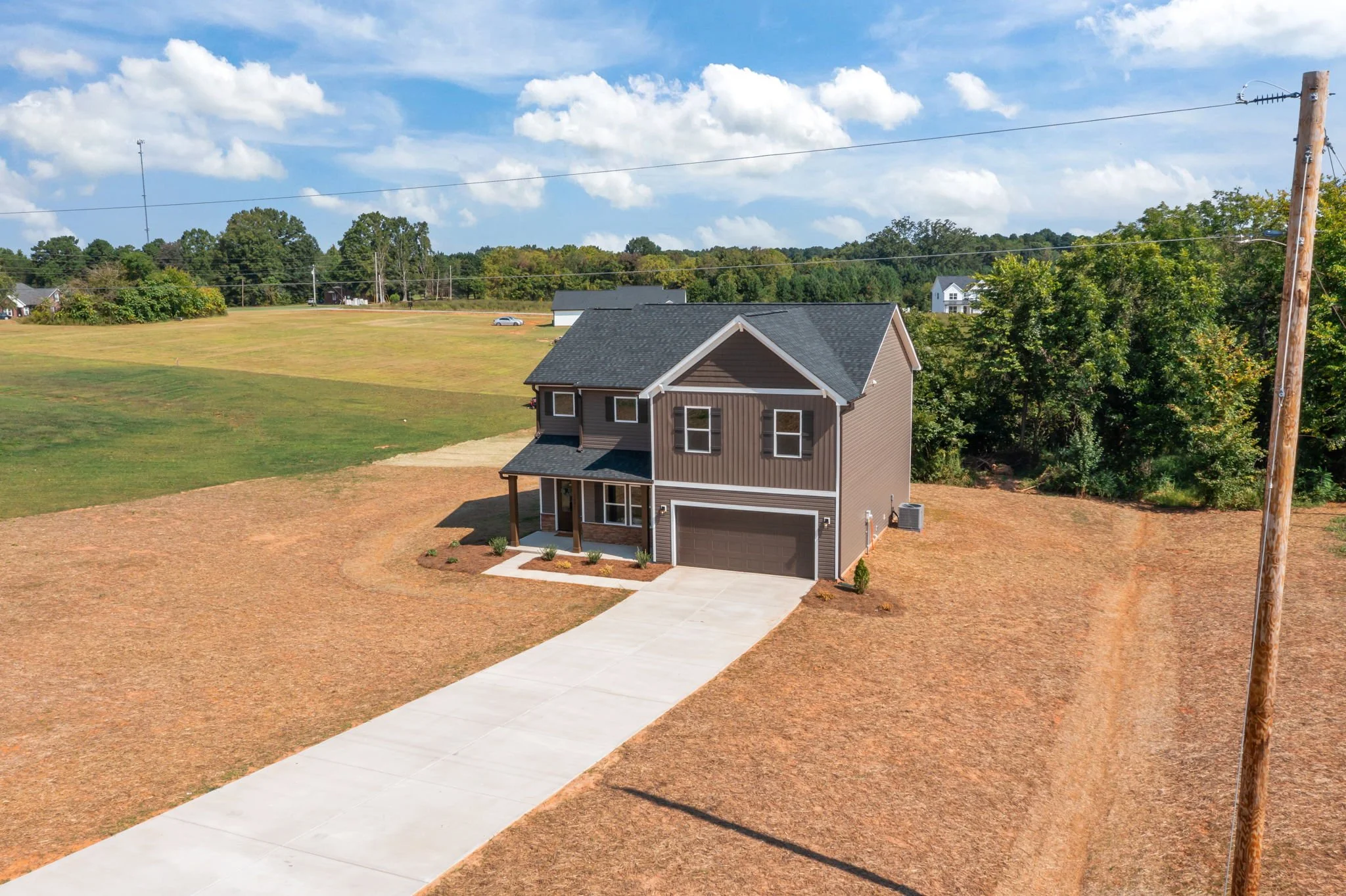 14-web-or-mls-1681 Woolie Rd EX 012.jpg