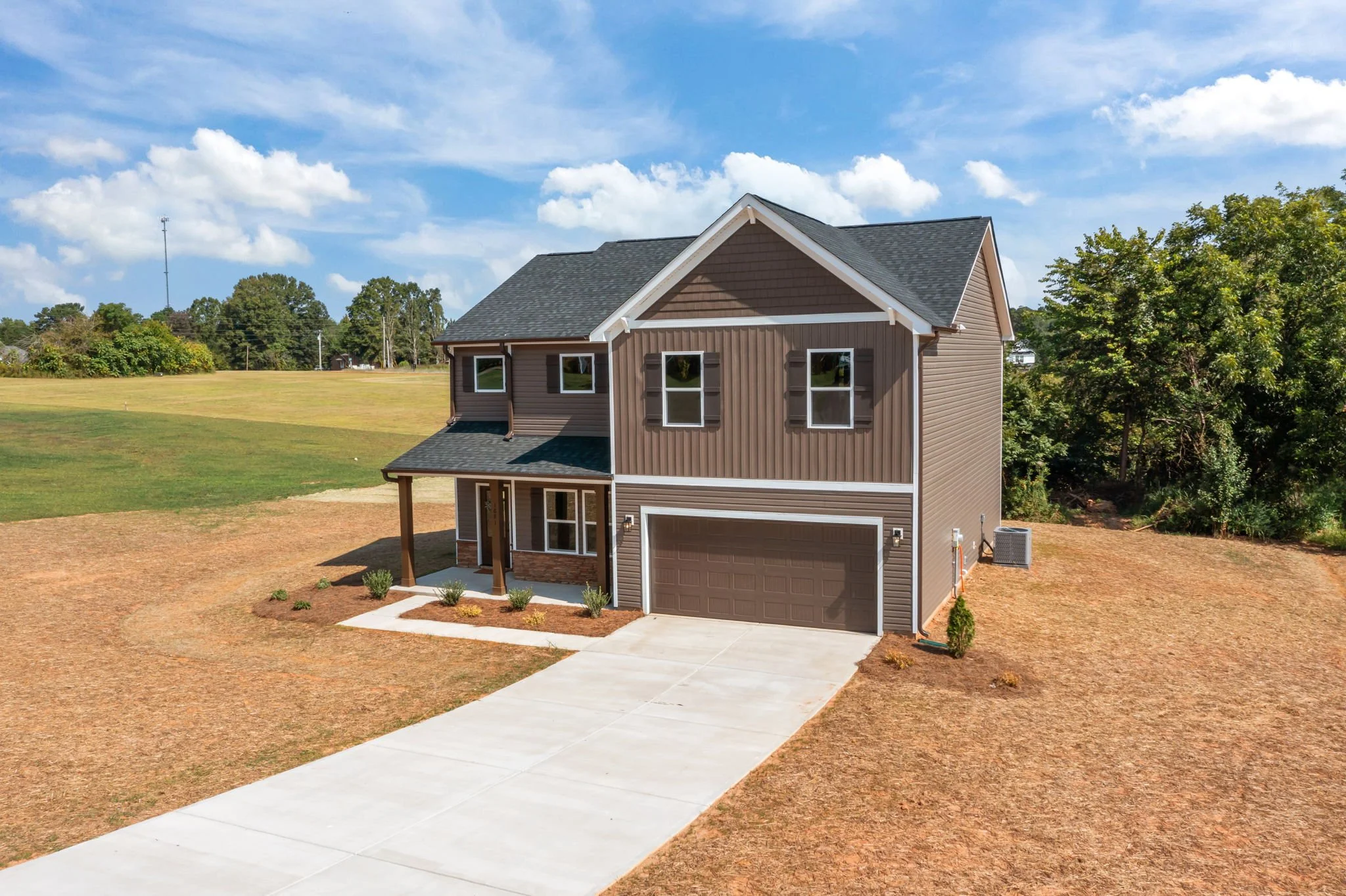 13-web-or-mls-1681 Woolie Rd EX 011.jpg