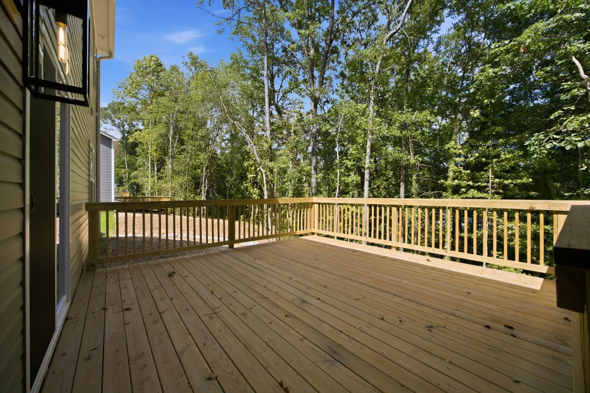 3-web-or-mls-312 North St EX 019.jpg