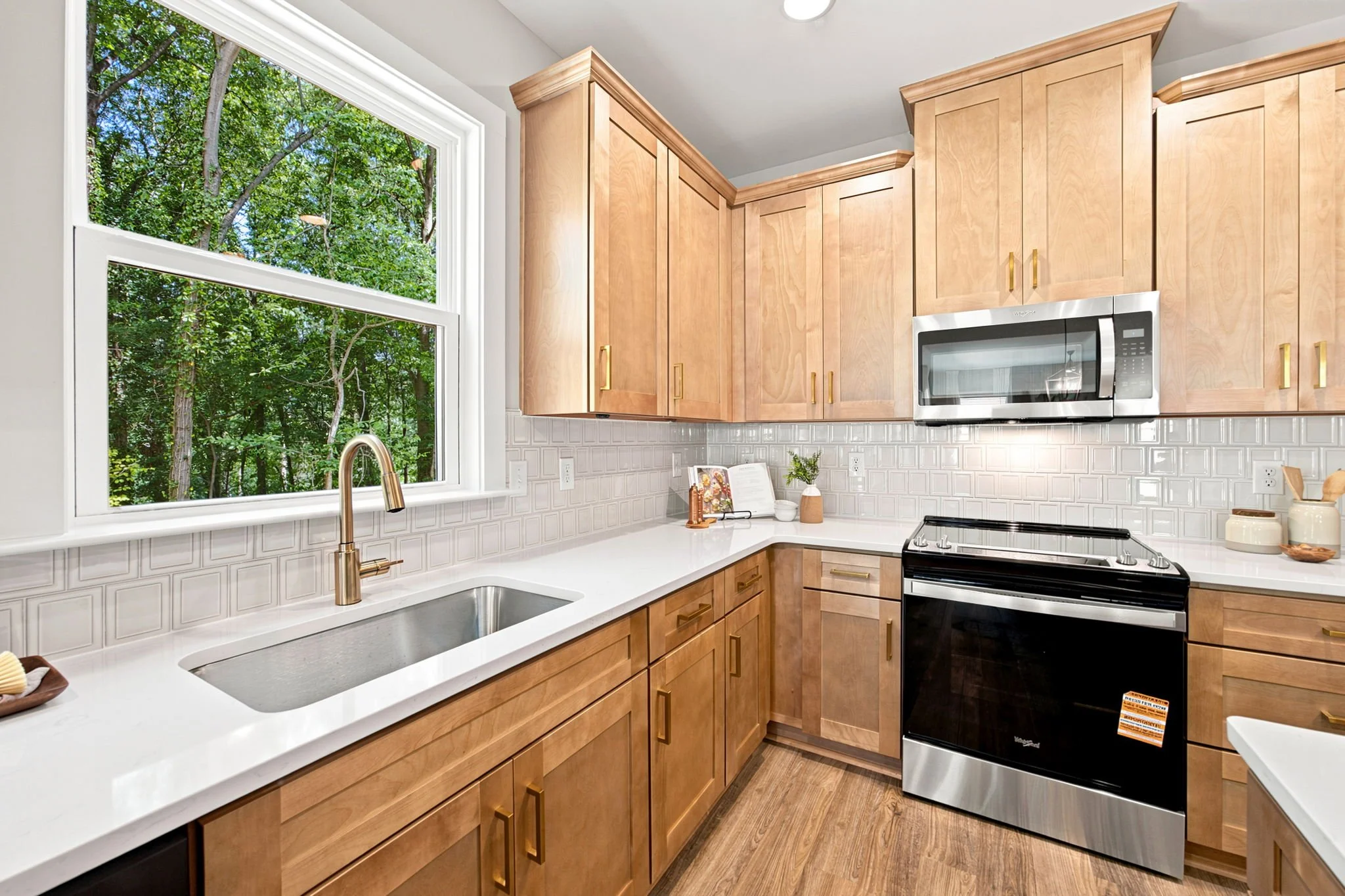 11-web-or-mls-312 North St HDR 041-Edited.jpg